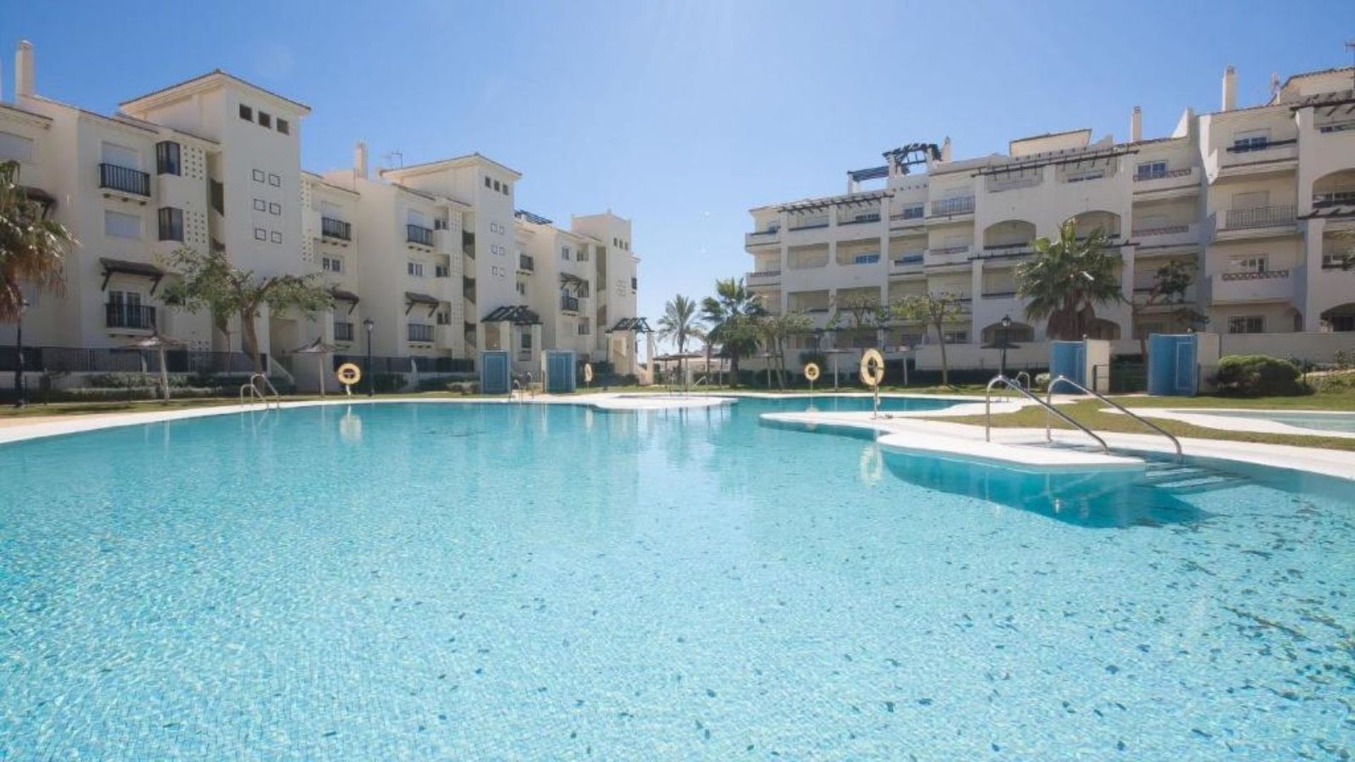 Condominium in San Luis de Sabinillas, Andalusia 12146678