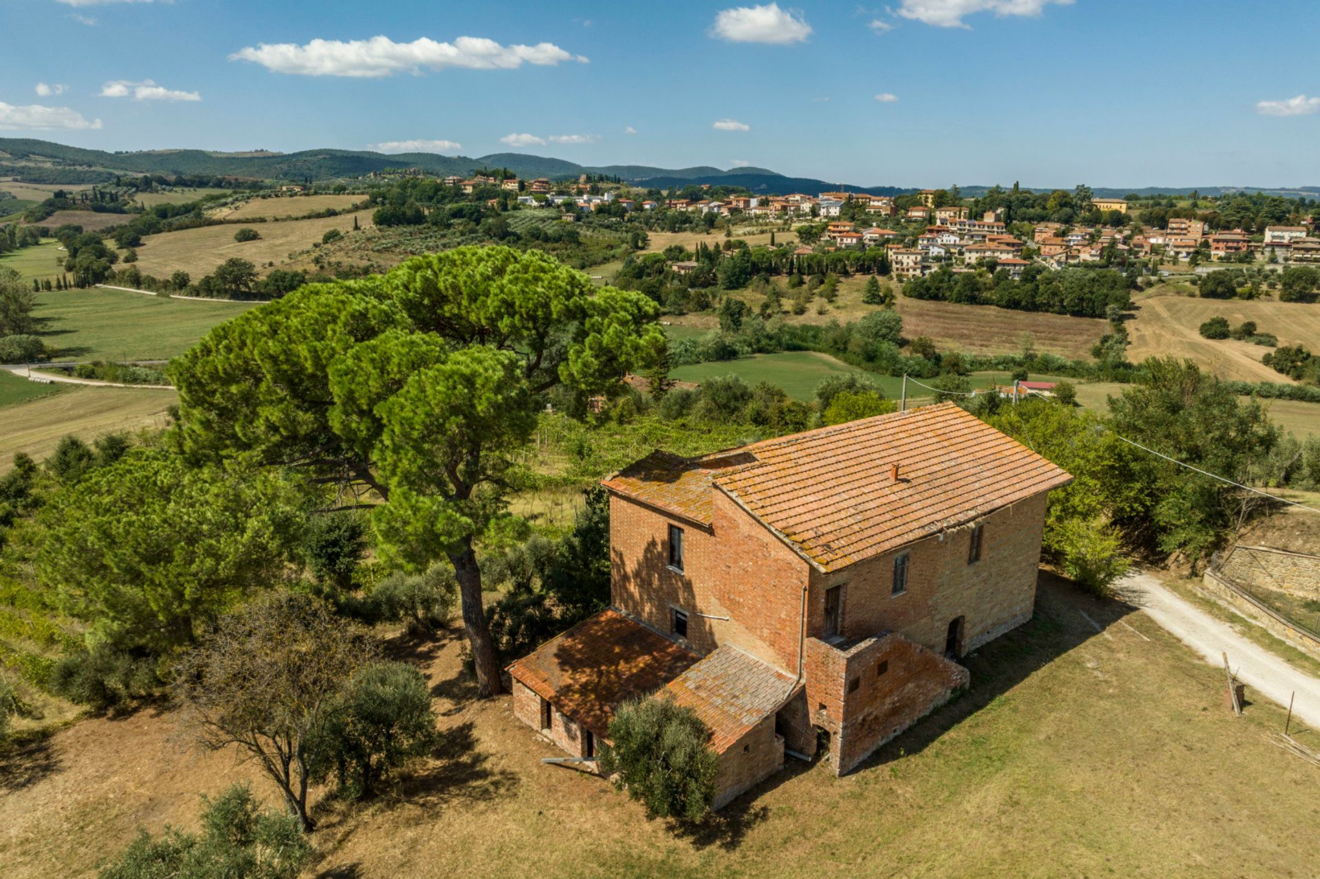 房子 在 Torrita di Siena, Tuscany 12146912