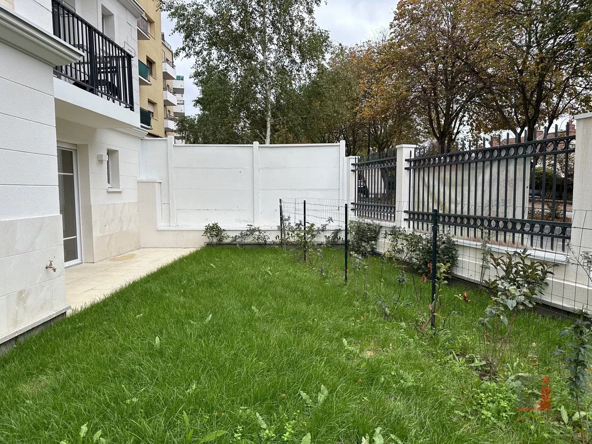 Condominio en Gagny, Seine-Saint-Denis 12147666