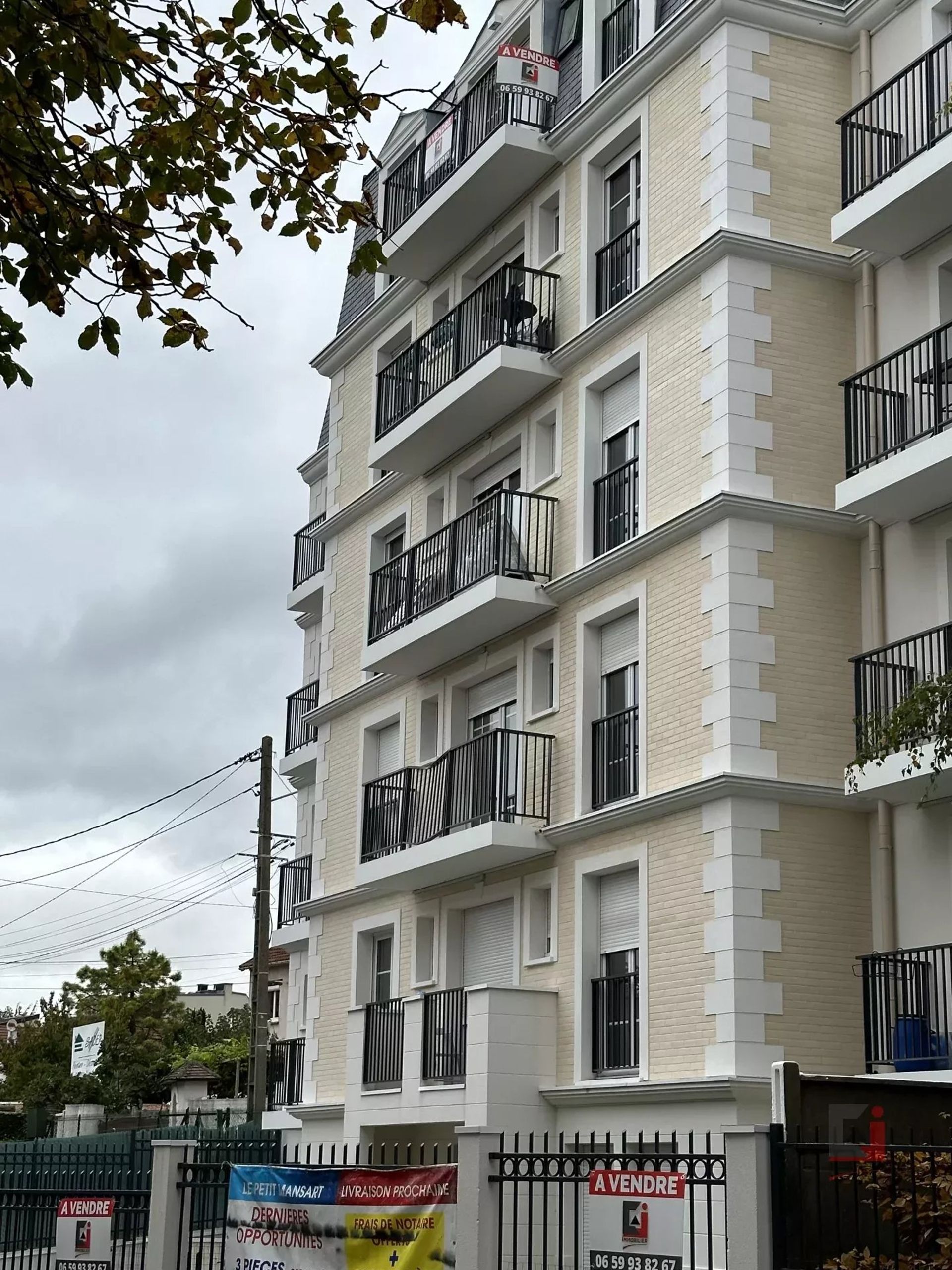 Condominio en Gagny, Ile-de-France 12147666