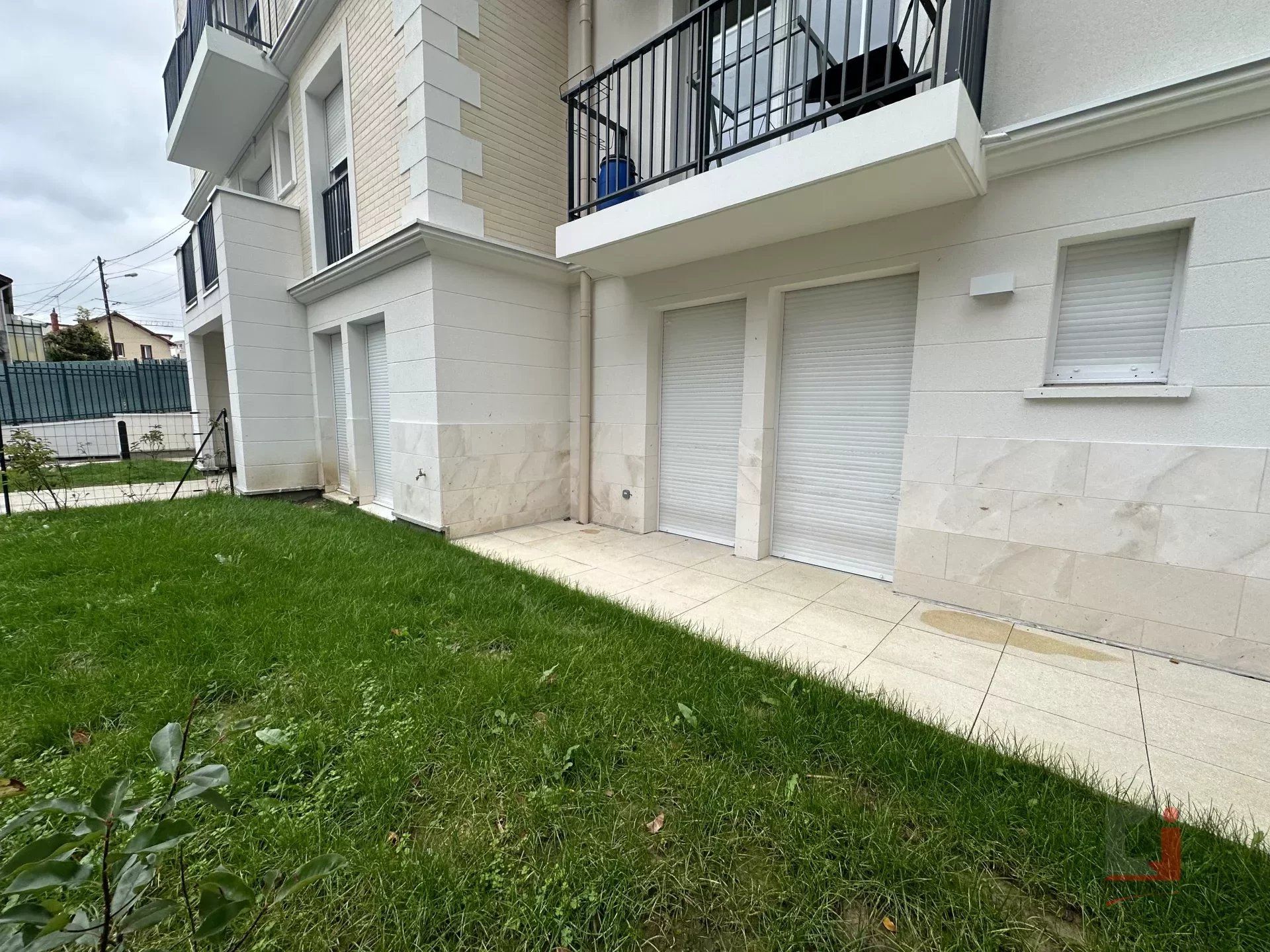 Condominio en Gagny, Seine-Saint-Denis 12147666