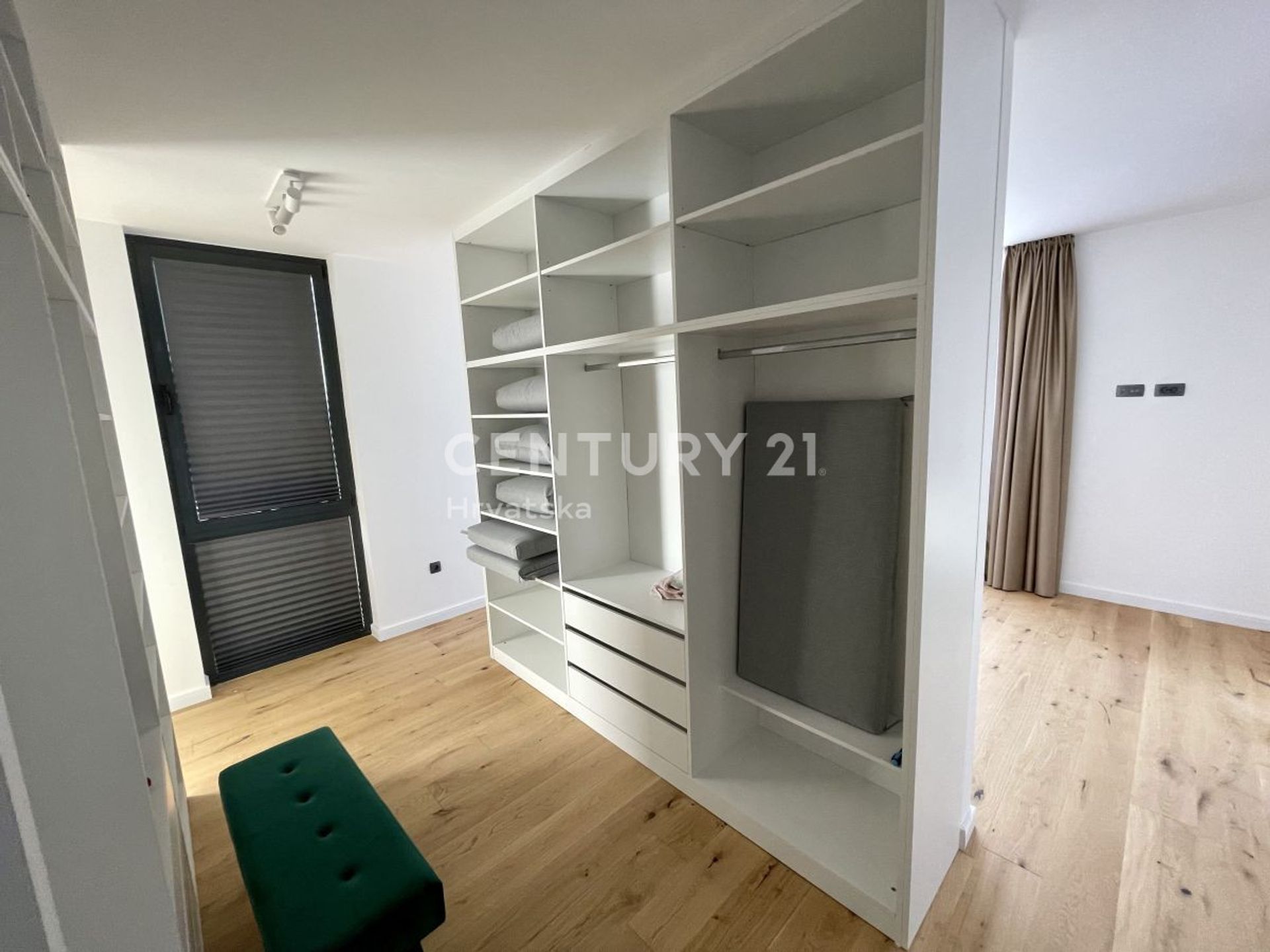 Huis in Zadar, Zadar County 12150536