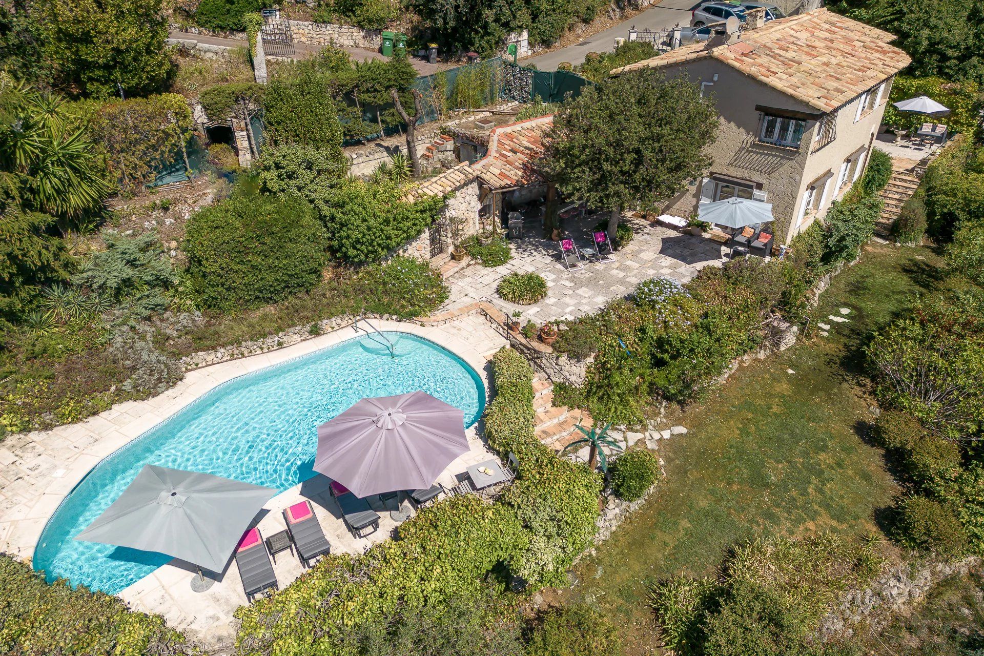 Rumah di Tourrettes-sur-Loup, Provence-Alpes-Côte d'Azur 12152371