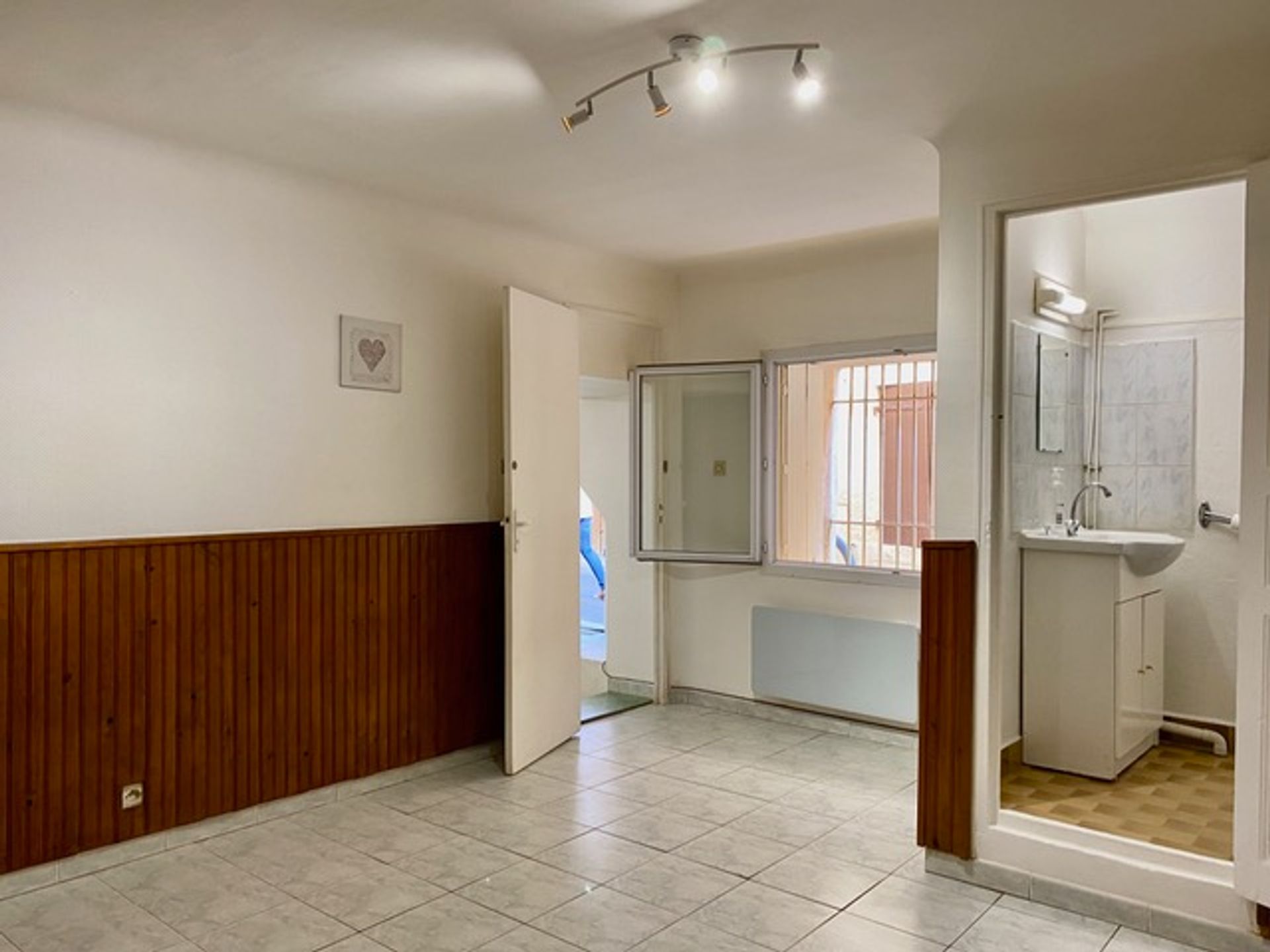 Condominium in Agde, Occitanie 12152655