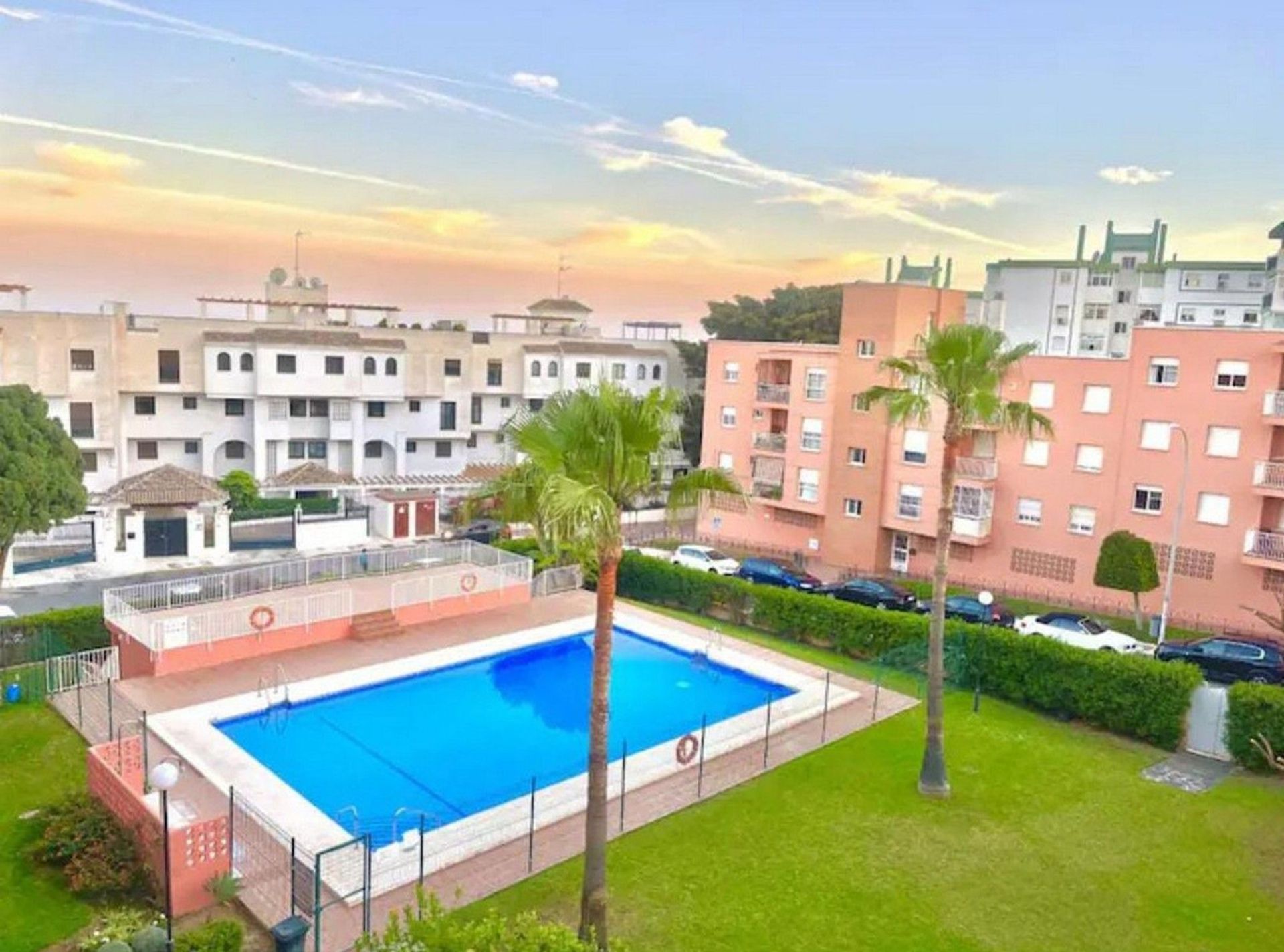 Eigentumswohnung im Torremolinos, Andalusien 12152692