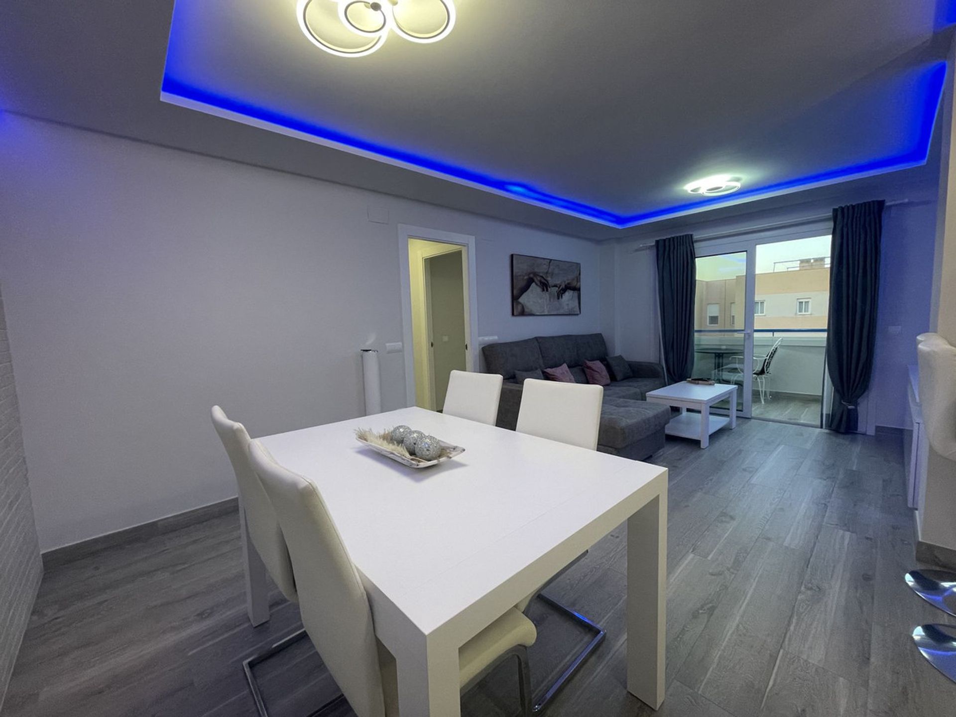 Condominium in Torremolinos, Andalusia 12152695