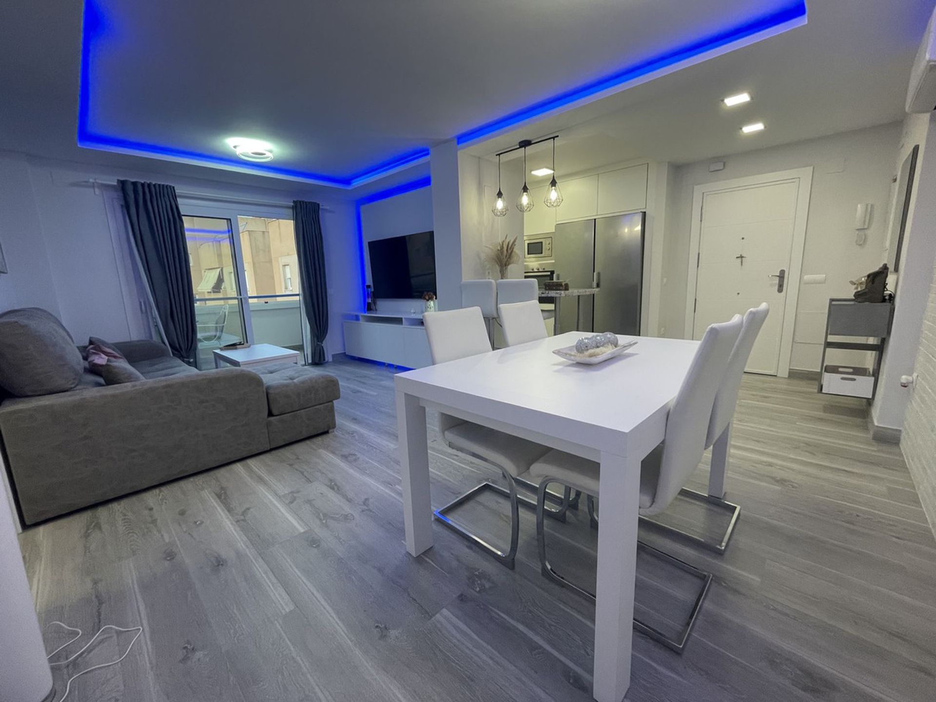 Condominium in Torremolinos, Andalusia 12152695