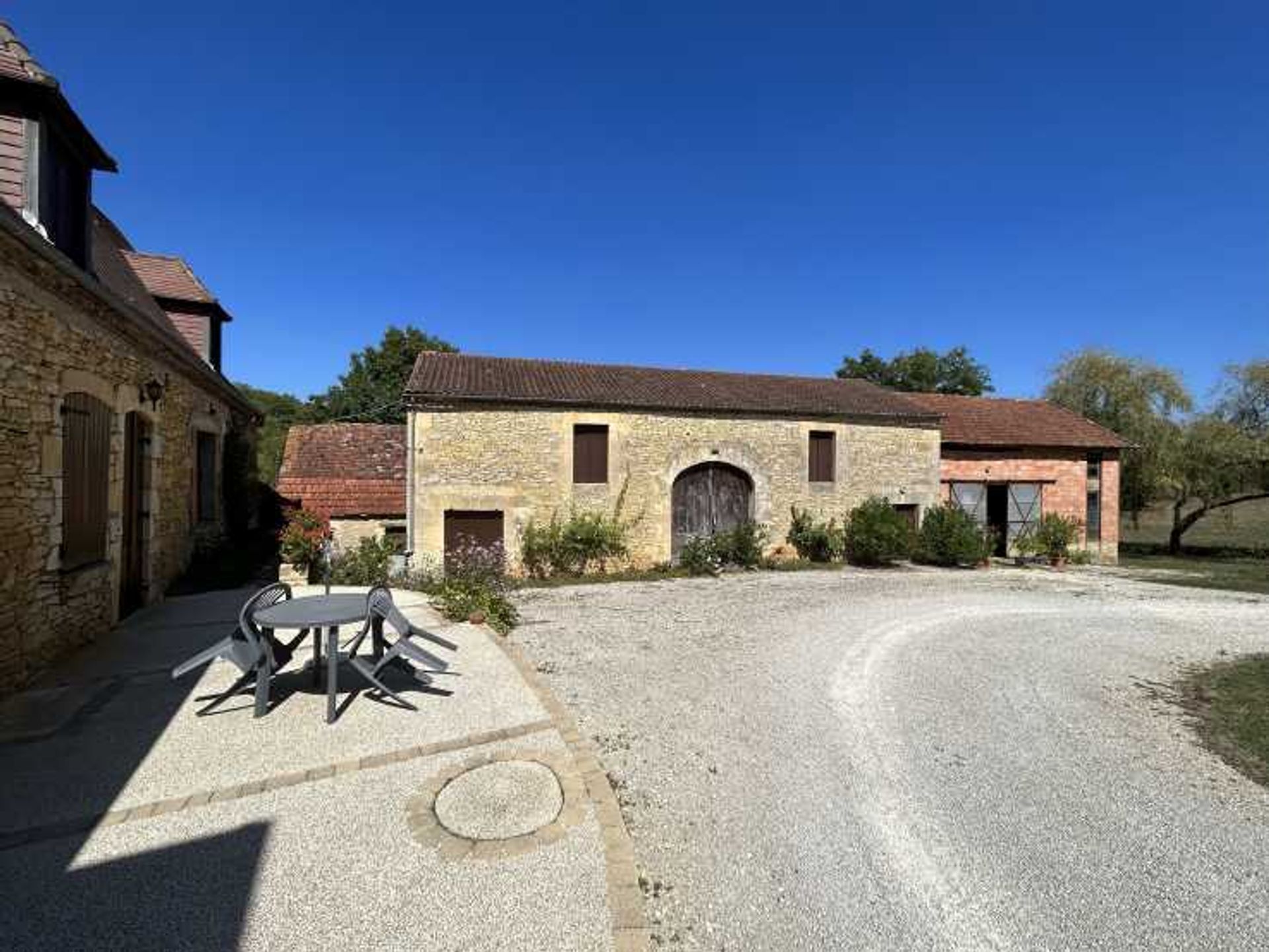 casa no Berbiguières, Nouvelle-Aquitaine 12152830