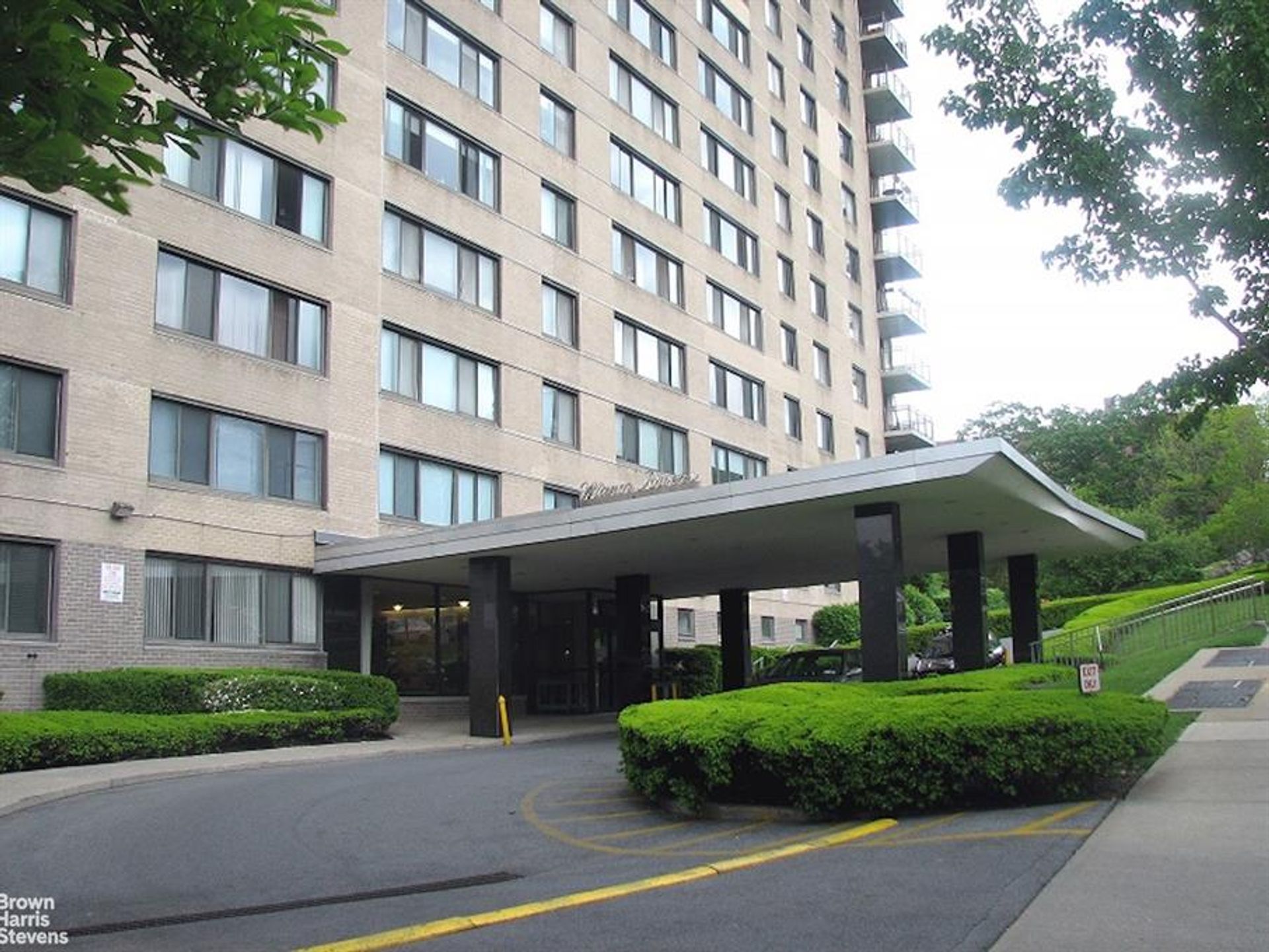 Condominio nel Scogliere di Englewood, New Jersey 12153784