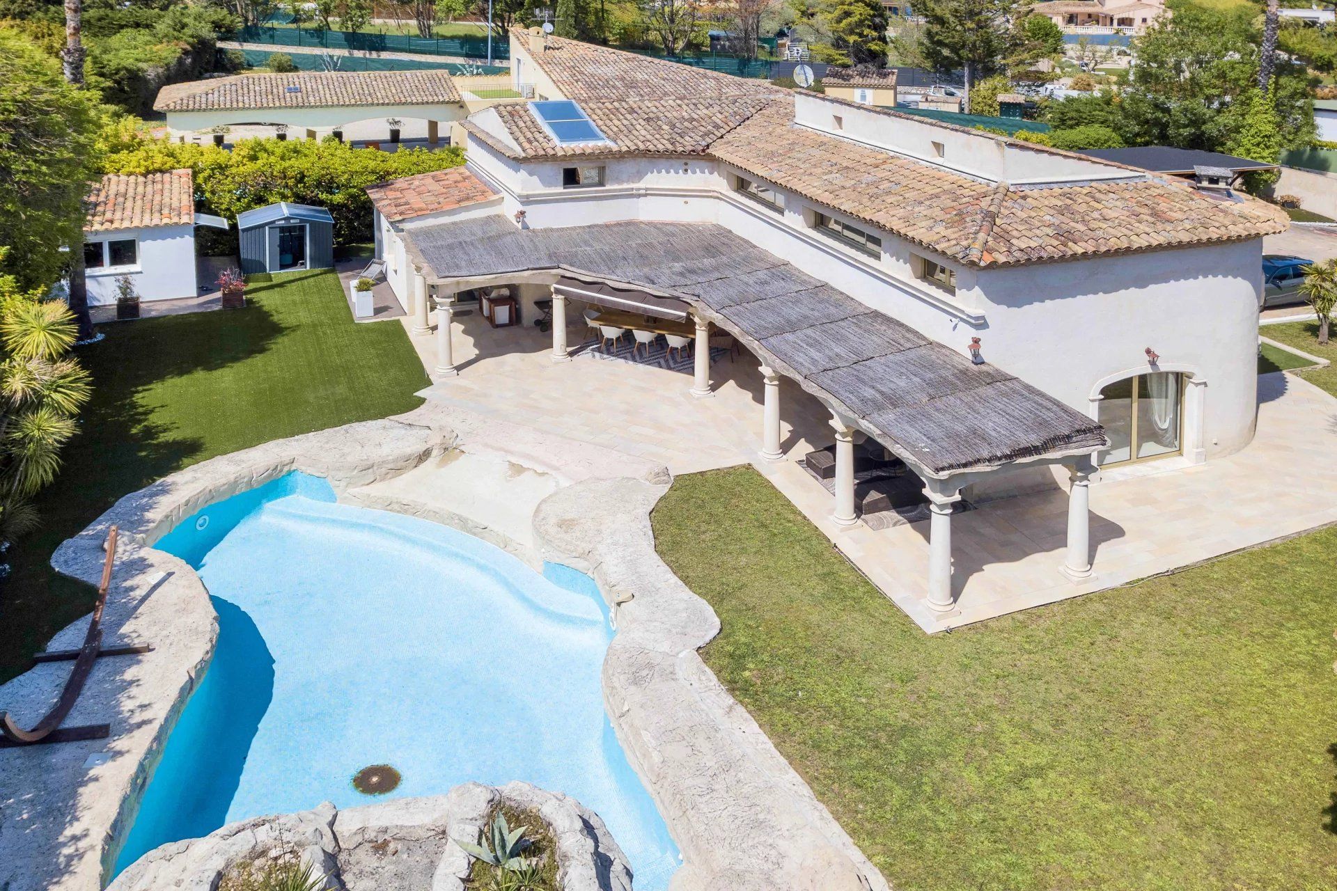 Hus i Valbonne, Provence-Alpes-Cote d'Azur 12154335