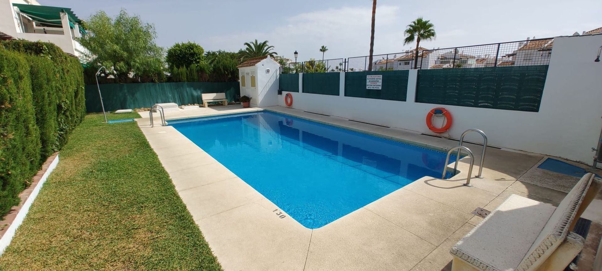 Condominium in Puerto de la Duquesa, Andalusia 12156262