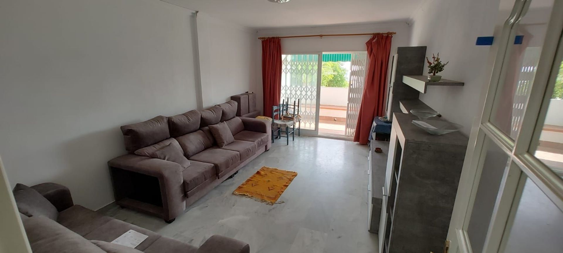 Condominium in Puerto de la Duquesa, Andalusia 12156262