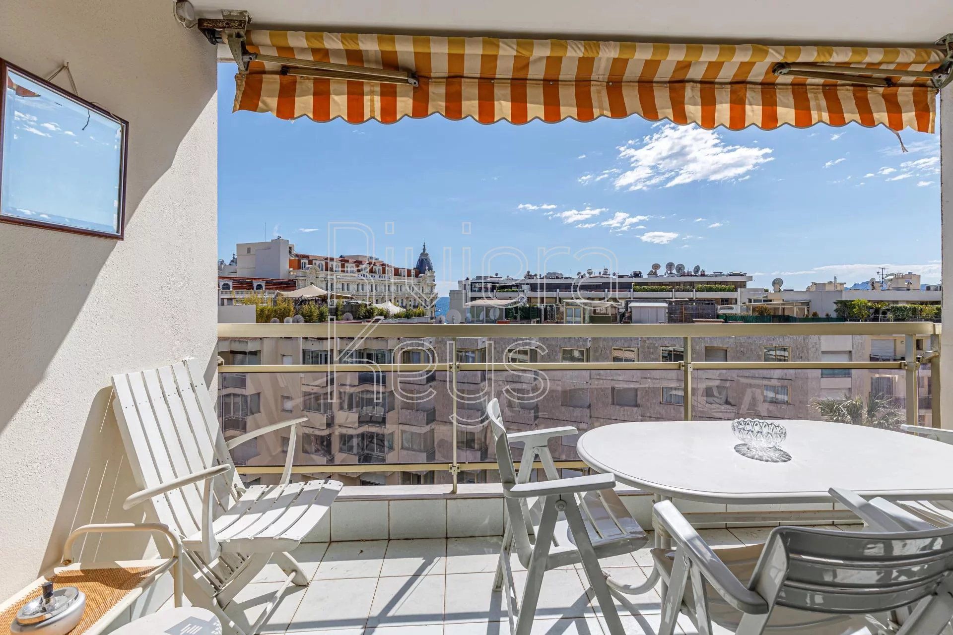 Condominium in Cannes, Alpes-Maritimes 12157047