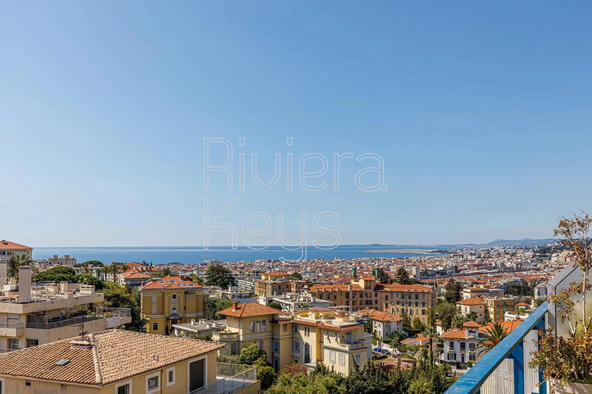 Residential in Nice, Alpes-Maritimes 12157128