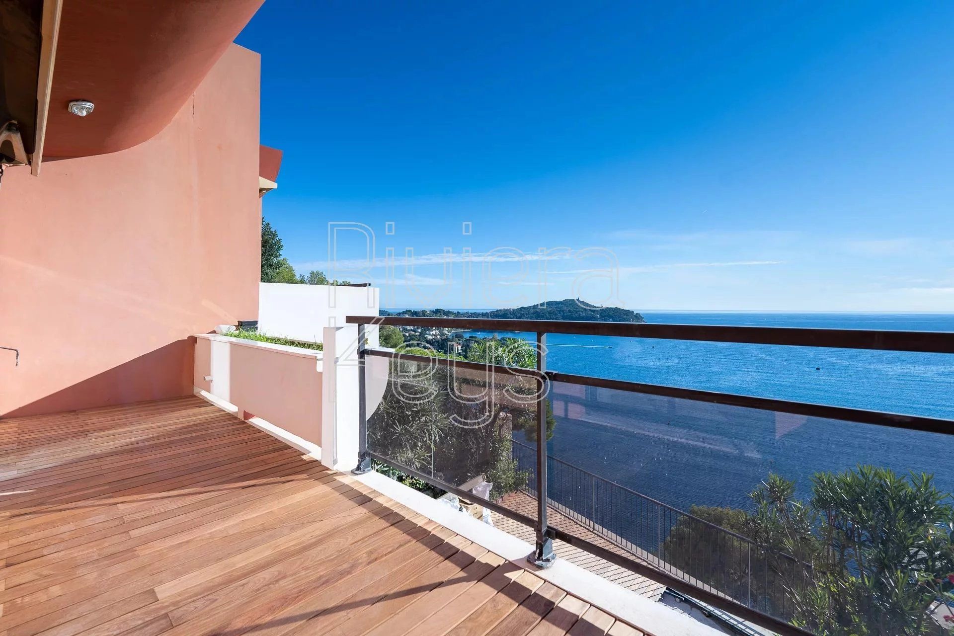 Residential in Villefranche-sur-Mer, Alpes-Maritimes 12157192