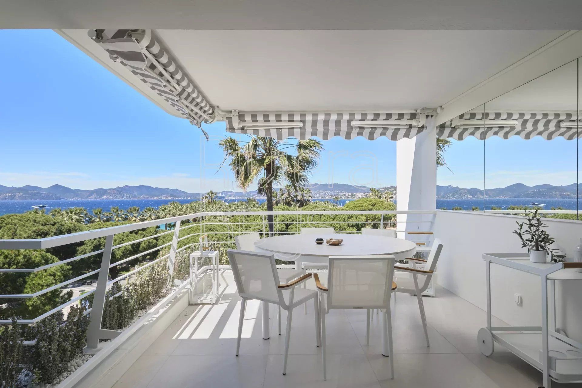 Residencial en Cannes, Alpes-Maritimes 12157212