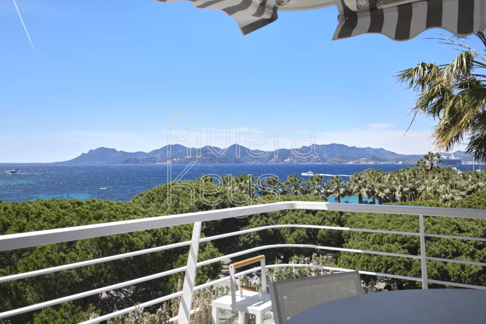 Condominium dans Cannes, Alpes-Maritimes 12157212