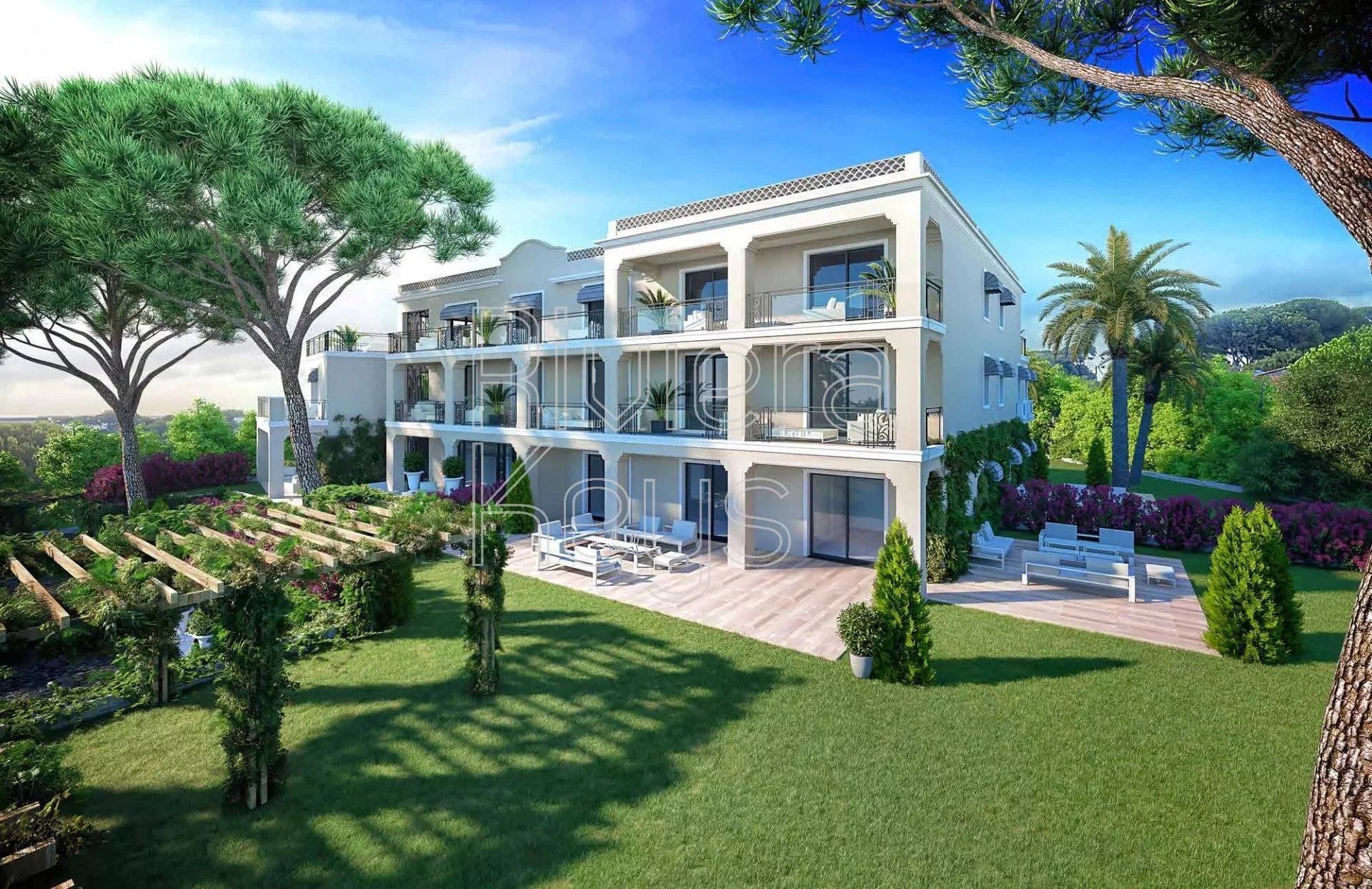 Condominio nel Antibes, Provenza-Alpi-Costa Azzurra 12157214