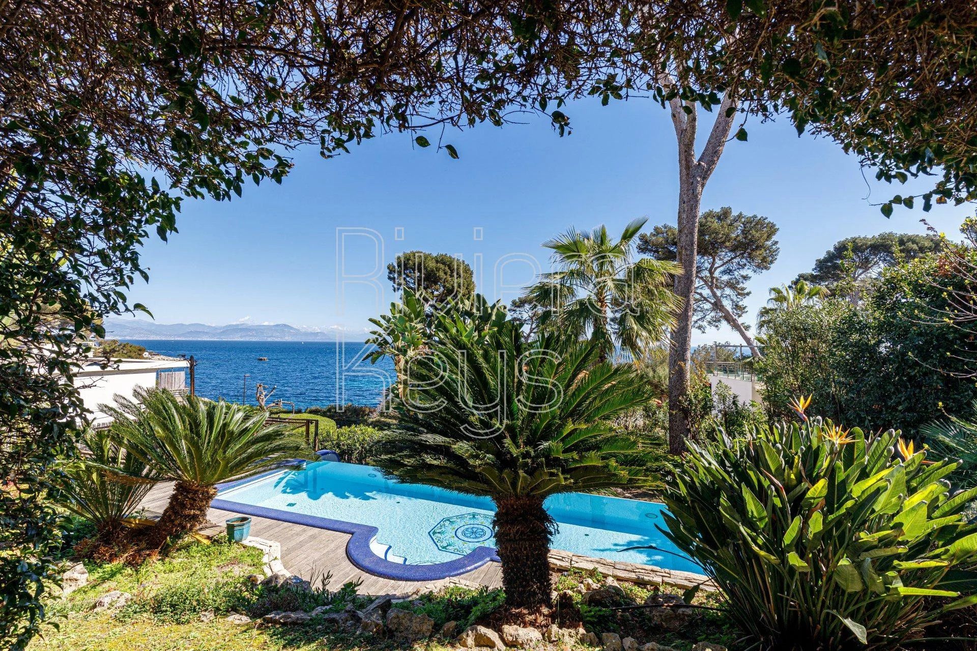 rumah dalam Antibes, Alpes-Maritimes 12157218