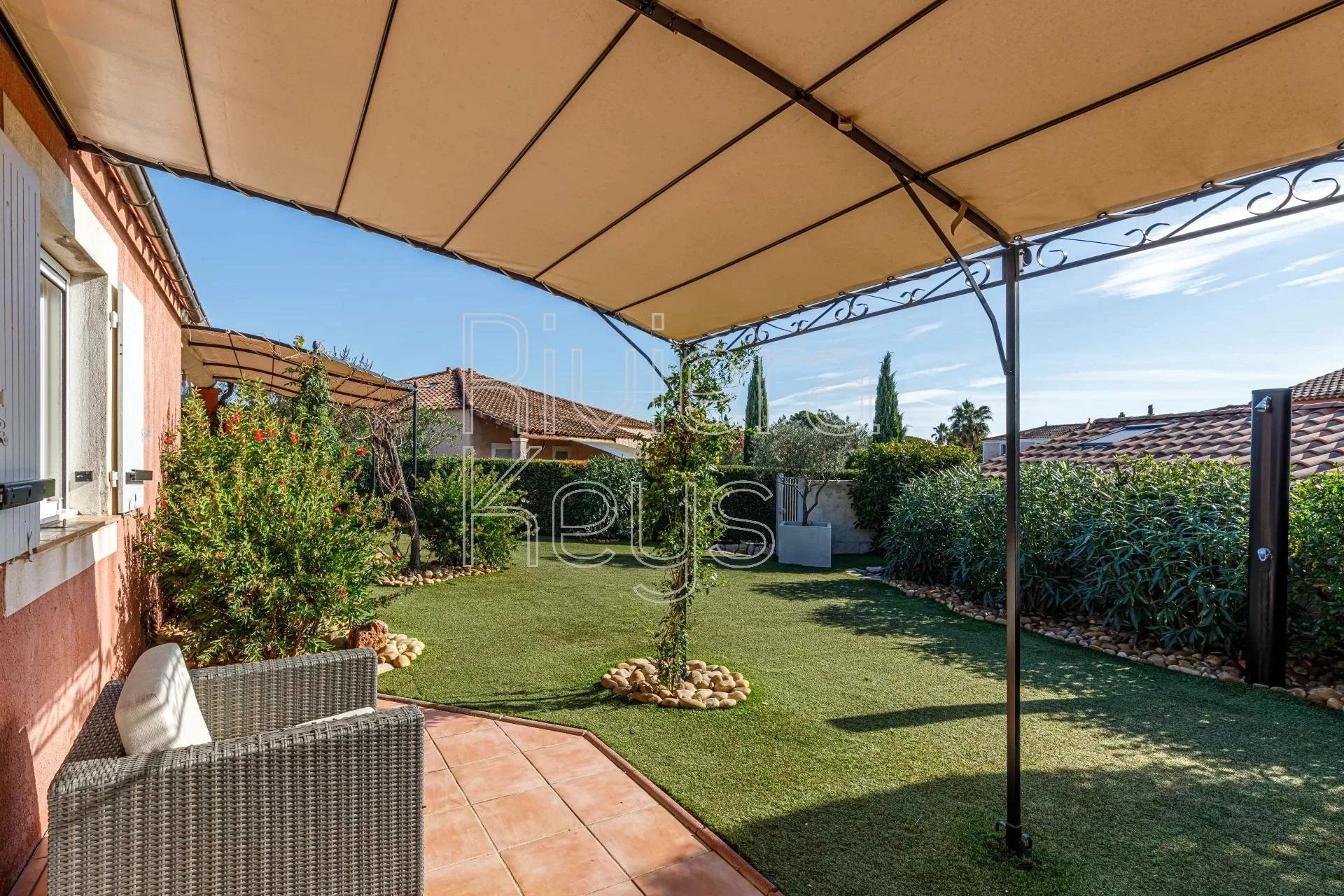 Dom w Roquebrune-sur-Argens, Var 12157668