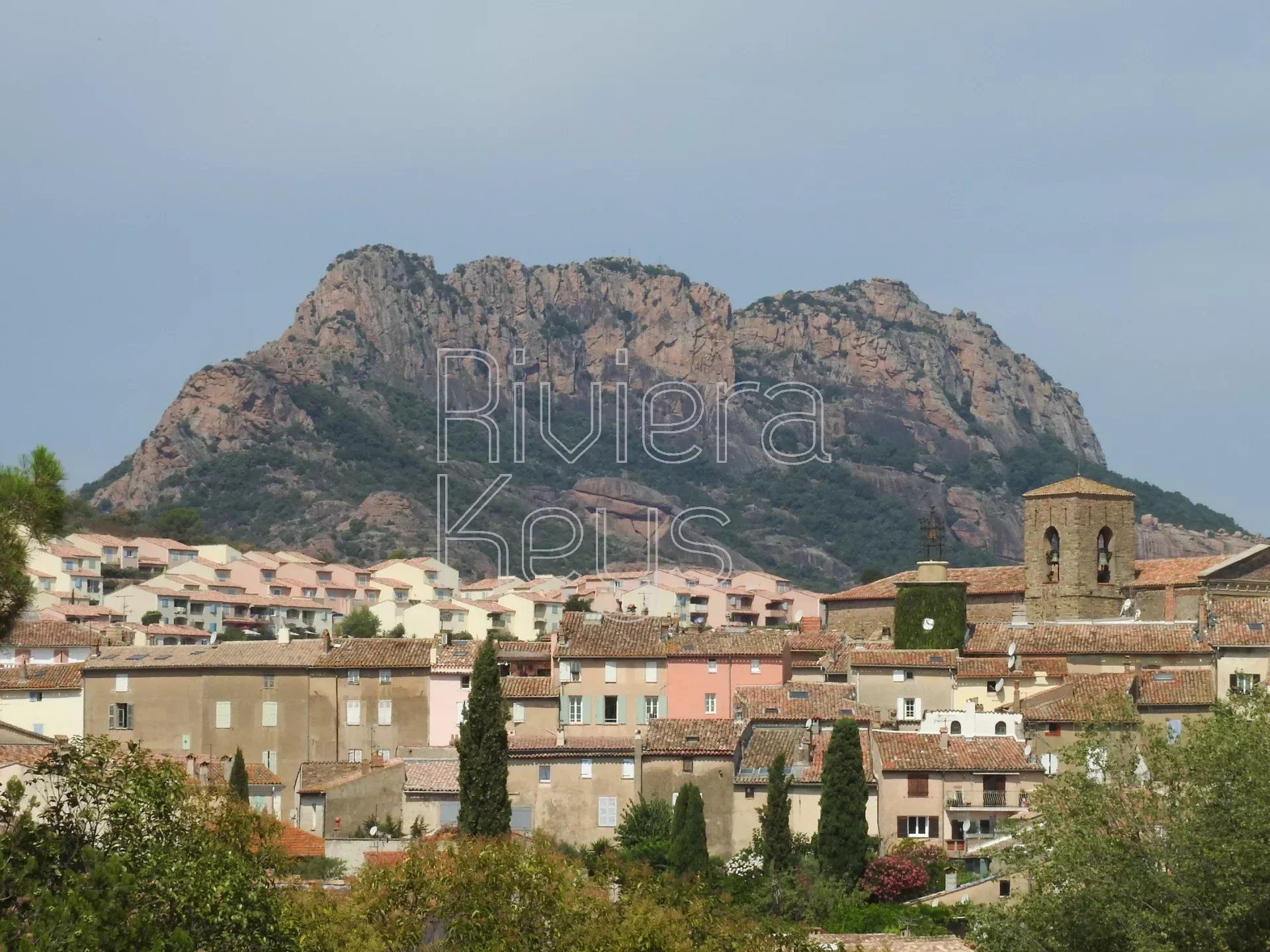 Dom w Roquebrune-sur-Argens, Var 12157668