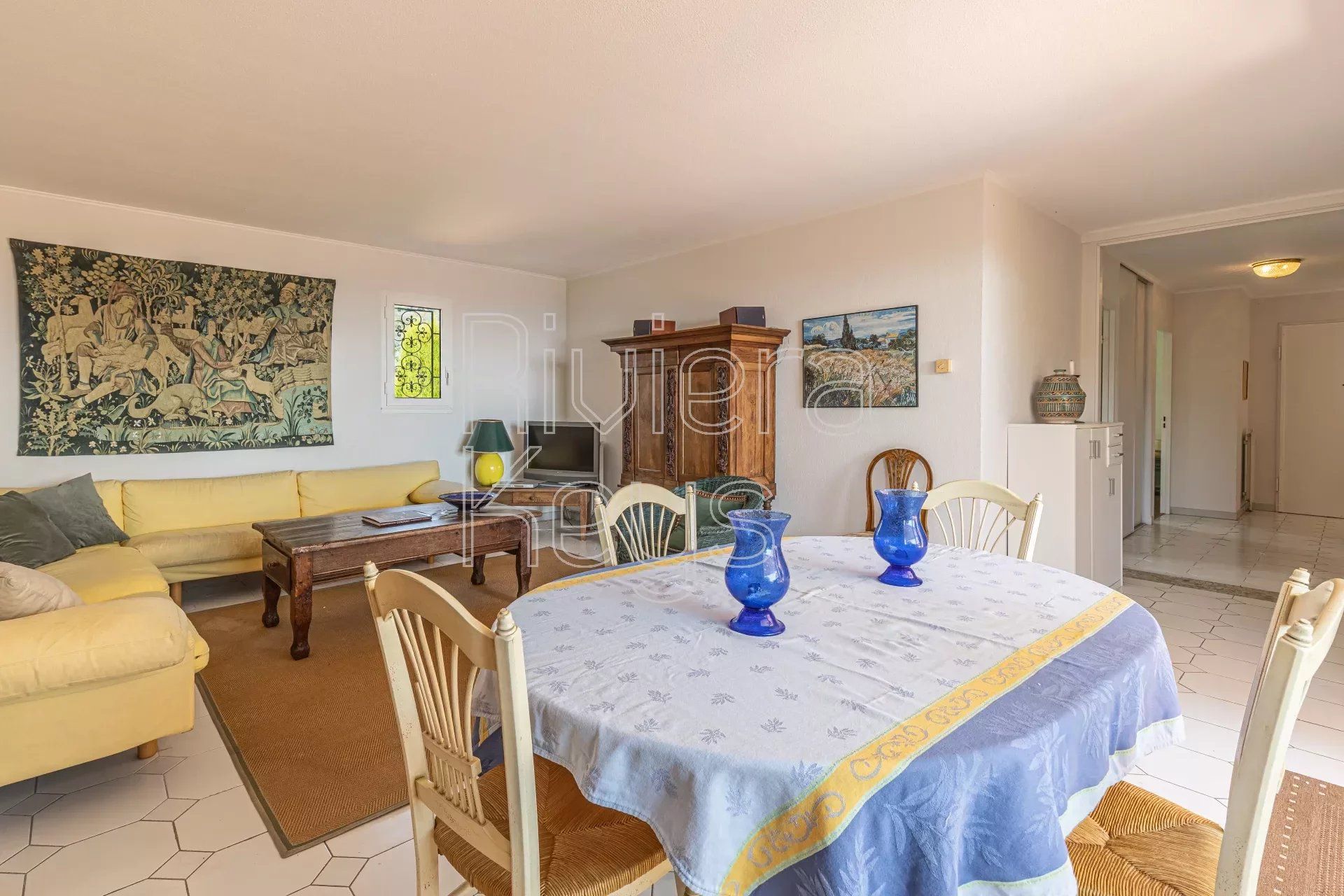 Квартира в Mandelieu-la-Napoule, Alpes-Maritimes 12157686