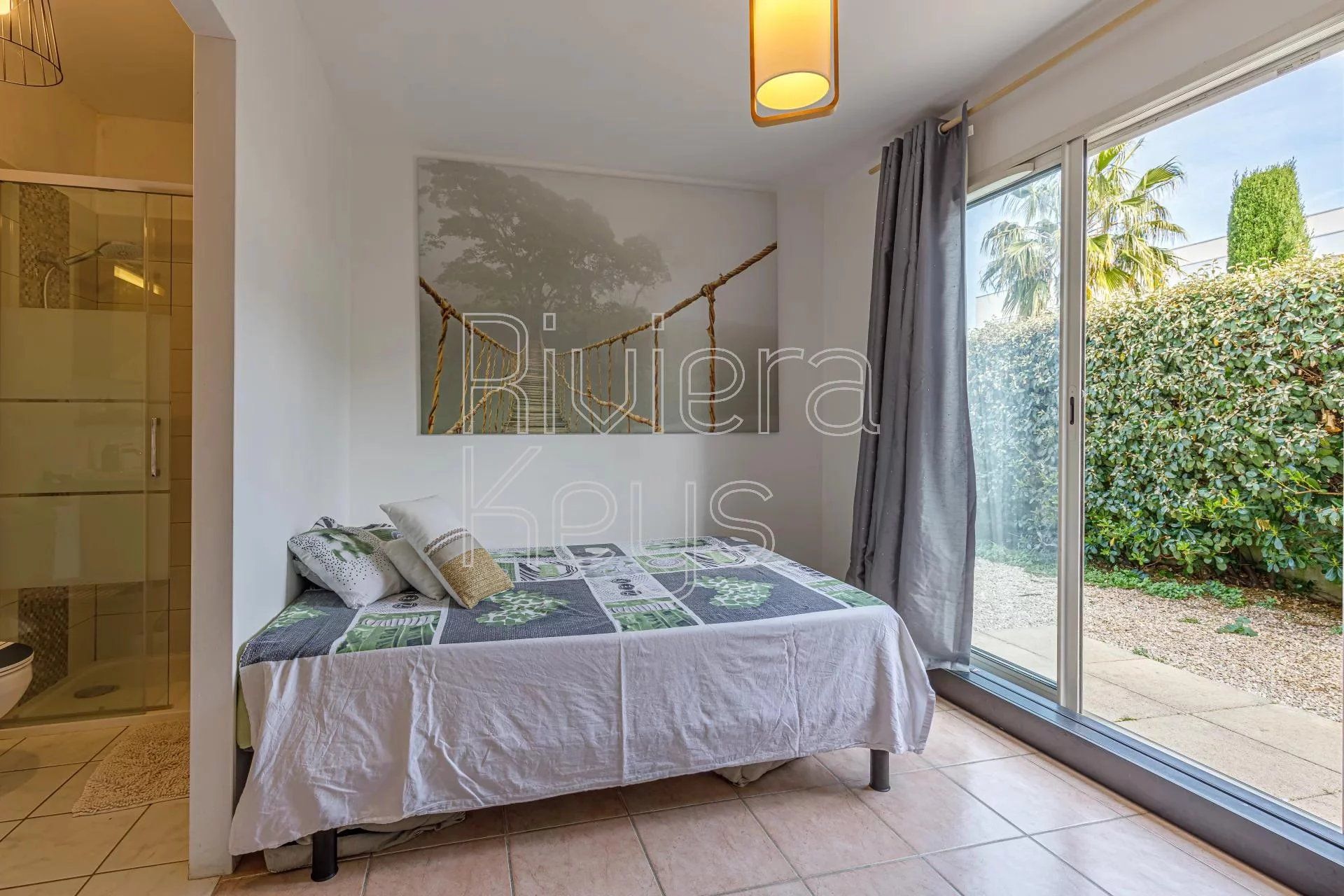 Кондоминиум в Antibes, Alpes-Maritimes 12157754