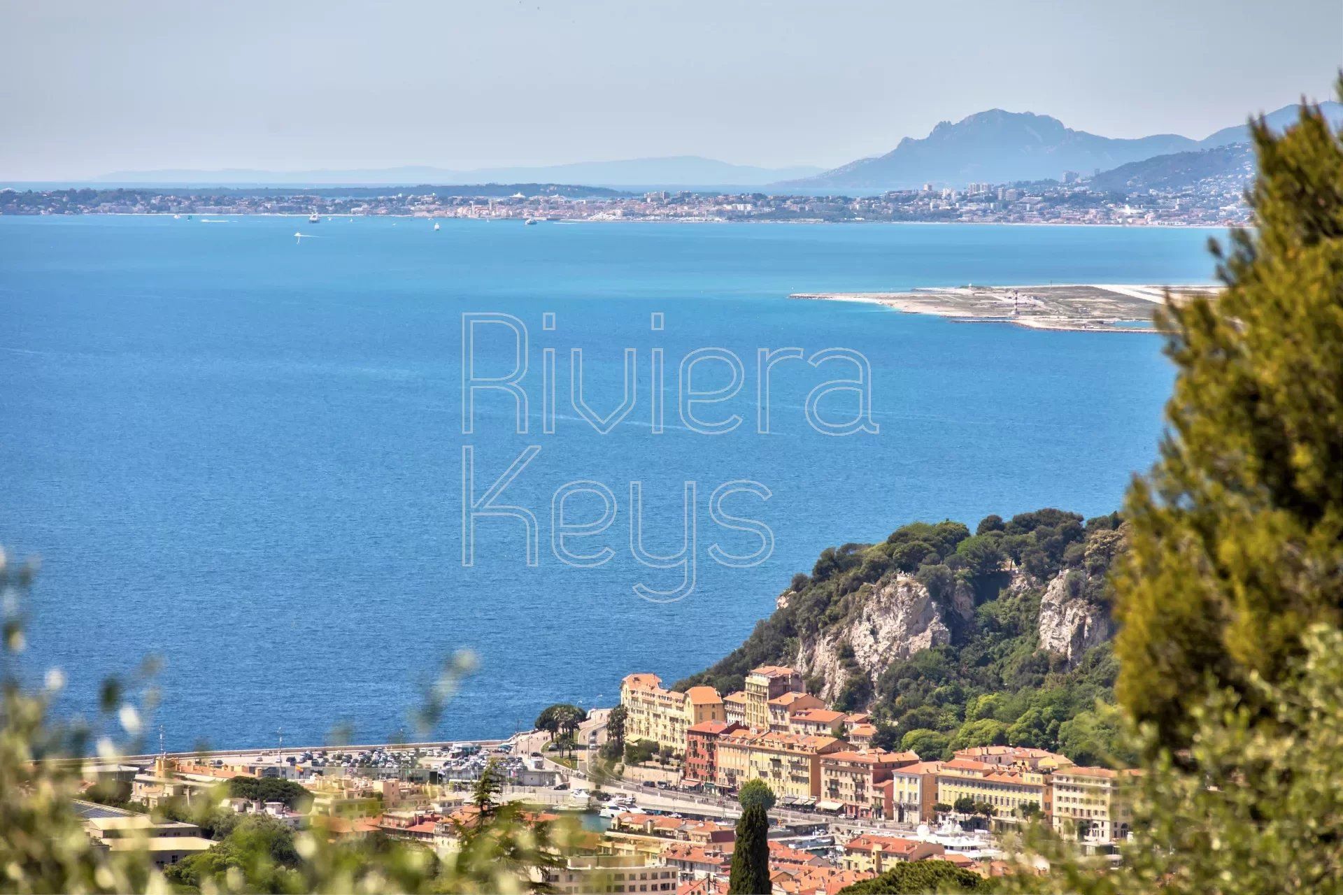 Квартира в Nice, Alpes-Maritimes 12157769