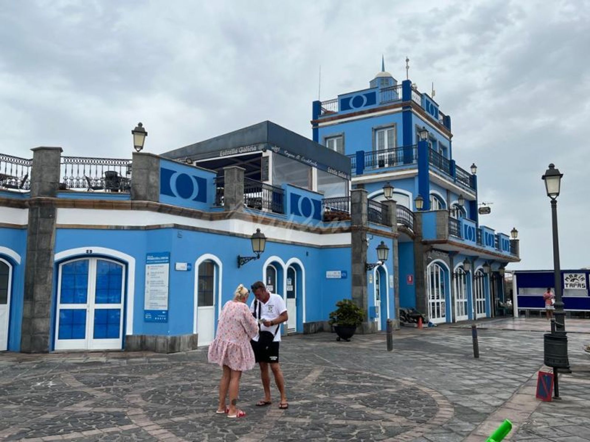 Industrieel in Las Galletas, Canary Islands 12160769