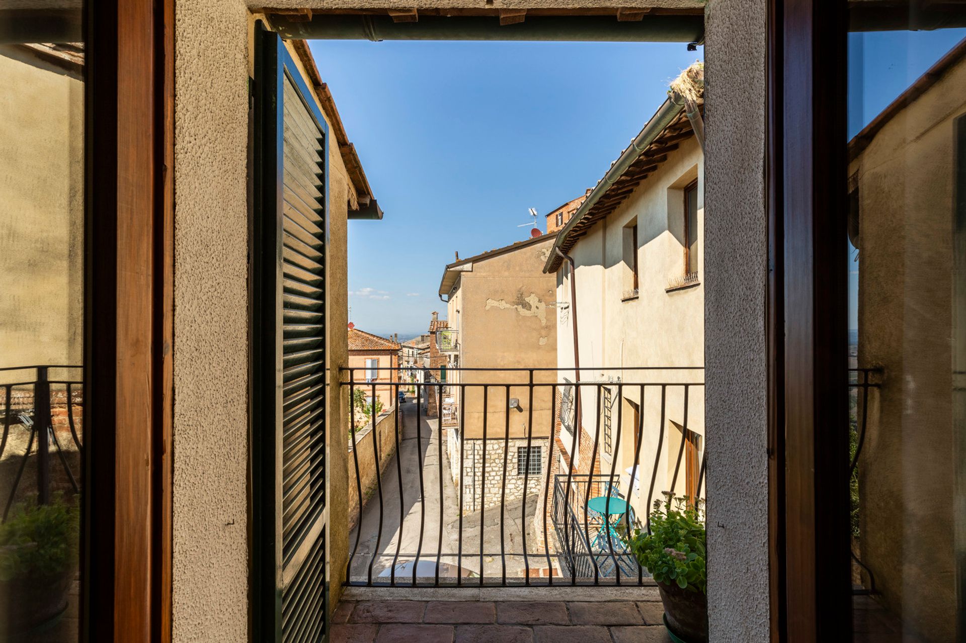 عمارات في Montepulciano, Tuscany 12161271