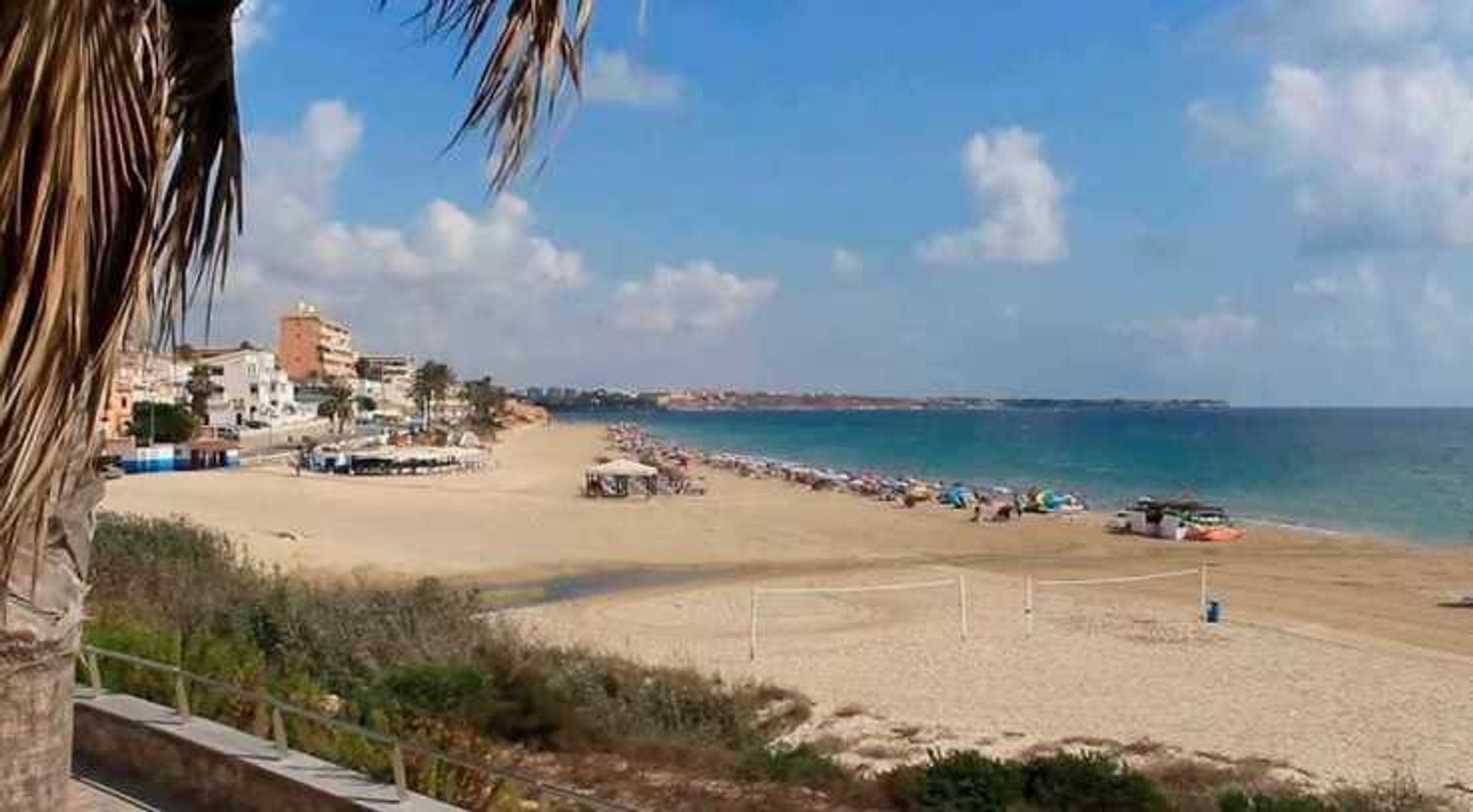 Hus i Campoamor, Valencia 12161378