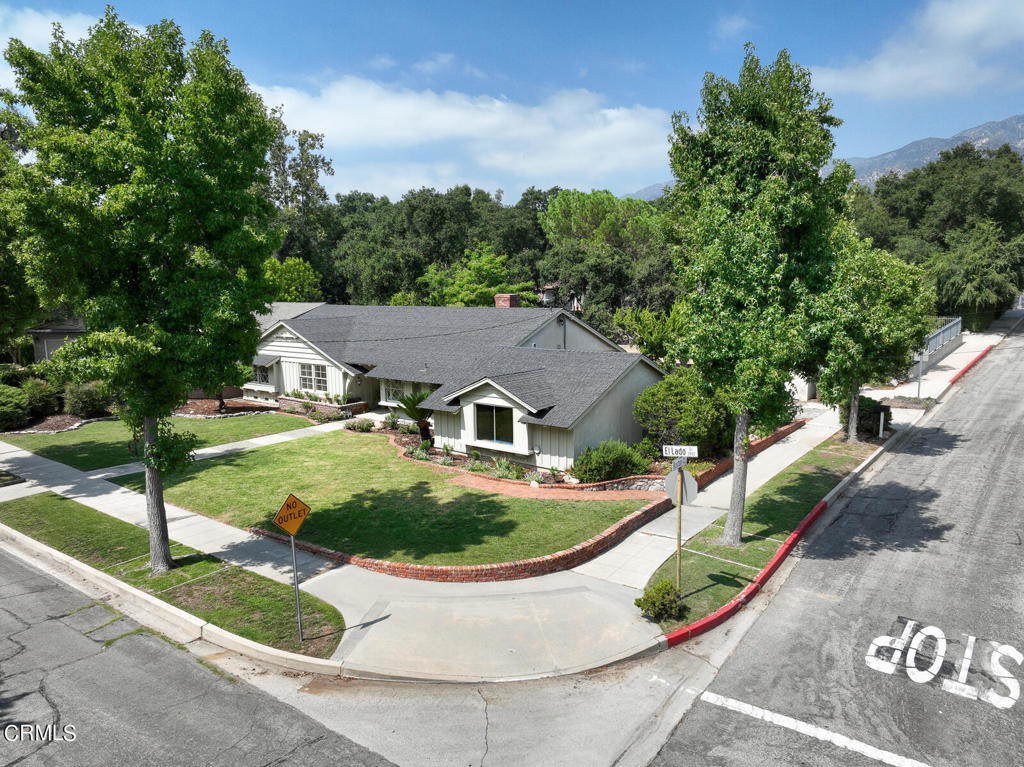 House in Glendale, California 12161893