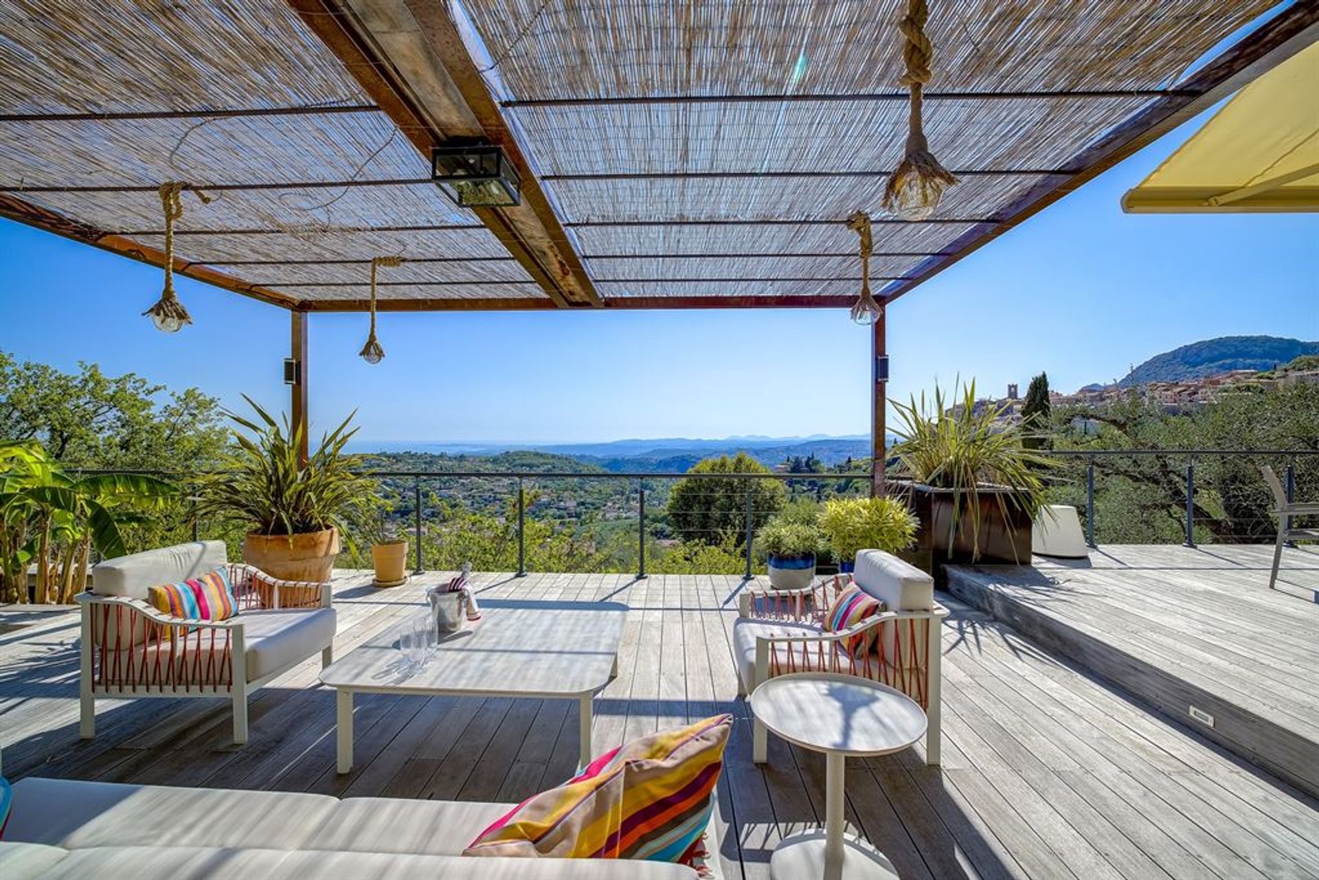 Huis in Saint-Jeannet, Provence-Alpes-Cote d'Azur 12162618