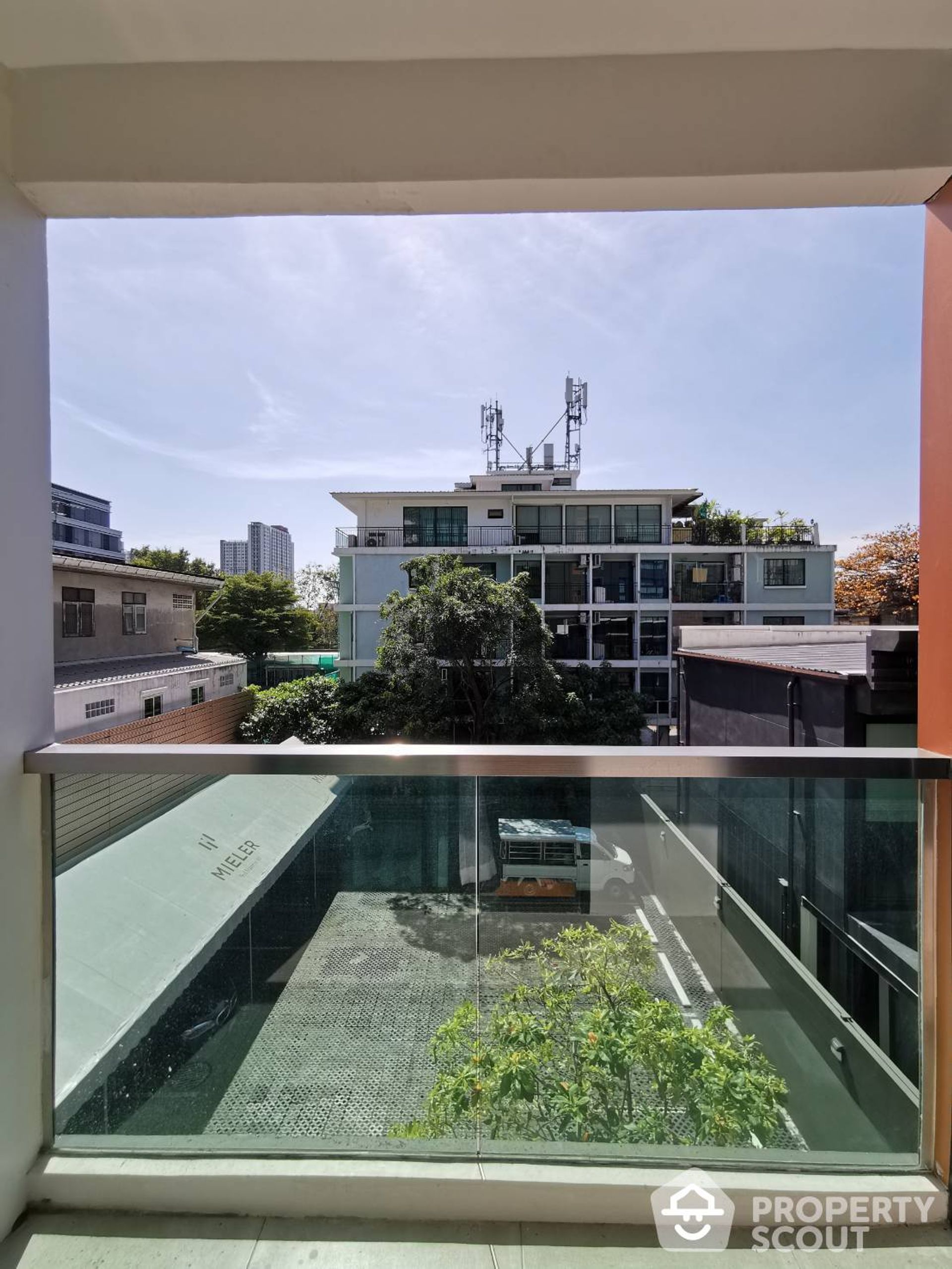 Condominium in , Krung Thep Maha Nakhon 12162926