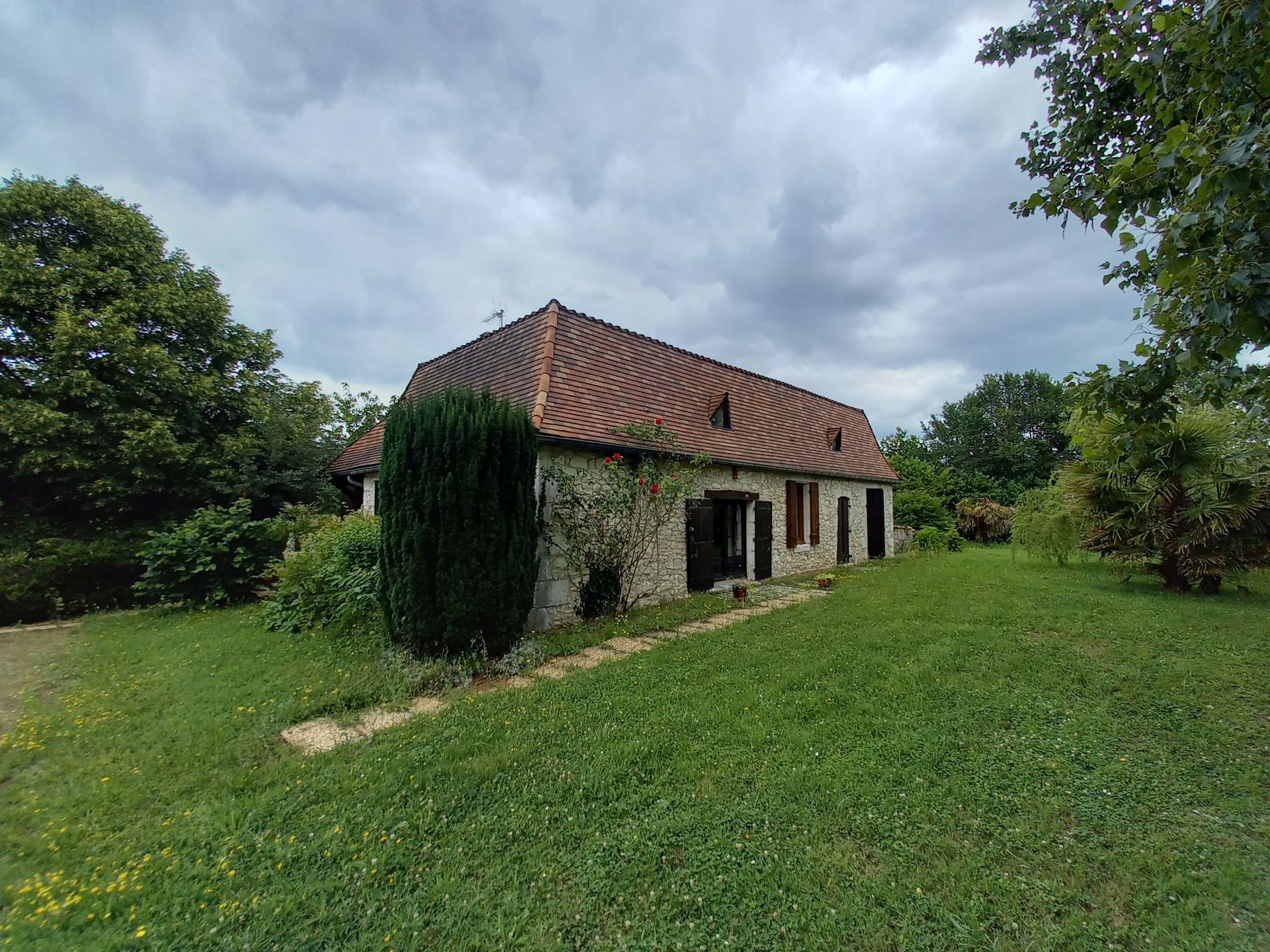 casa en Castillonnès, Nouvelle-Aquitaine 12165111