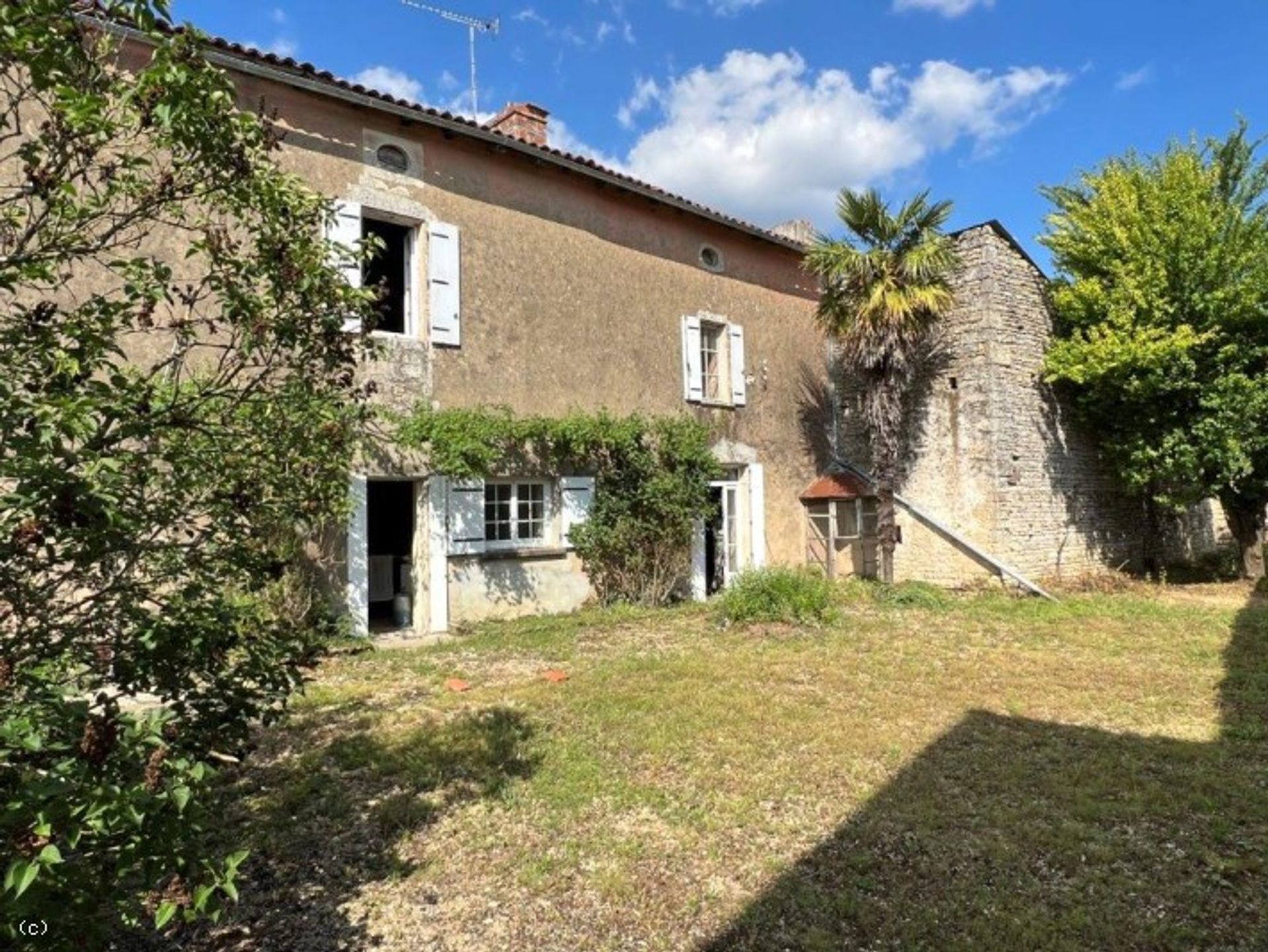 Casa nel Ruffec, Nouvelle-Aquitaine 12165235