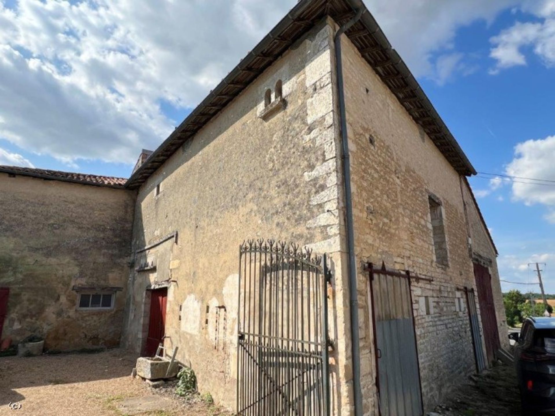 Casa nel Ruffec, Nouvelle-Aquitaine 12165235