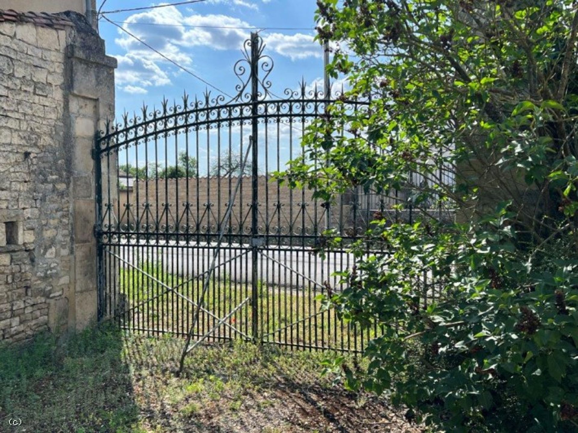 Casa nel Ruffec, Nouvelle-Aquitaine 12165235