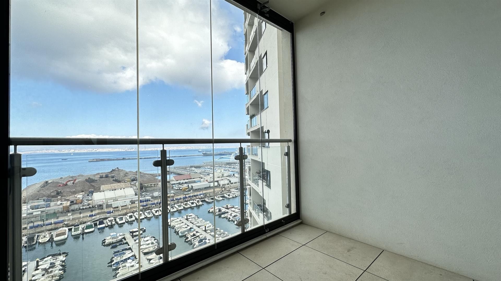 Condominium dans Gibraltar,  12165306