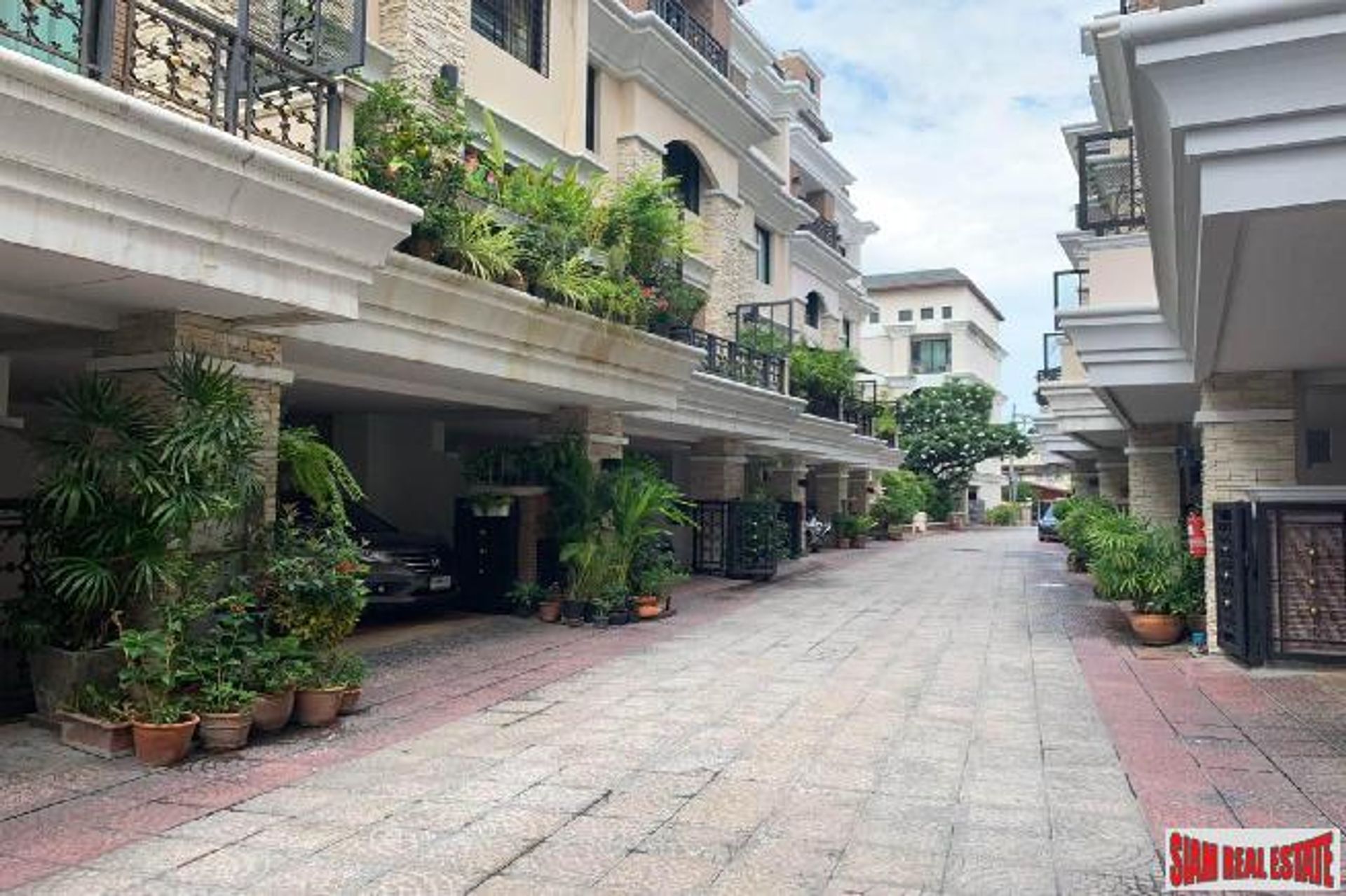 Condominio nel , Krung Thep Maha Nakhon 12165512