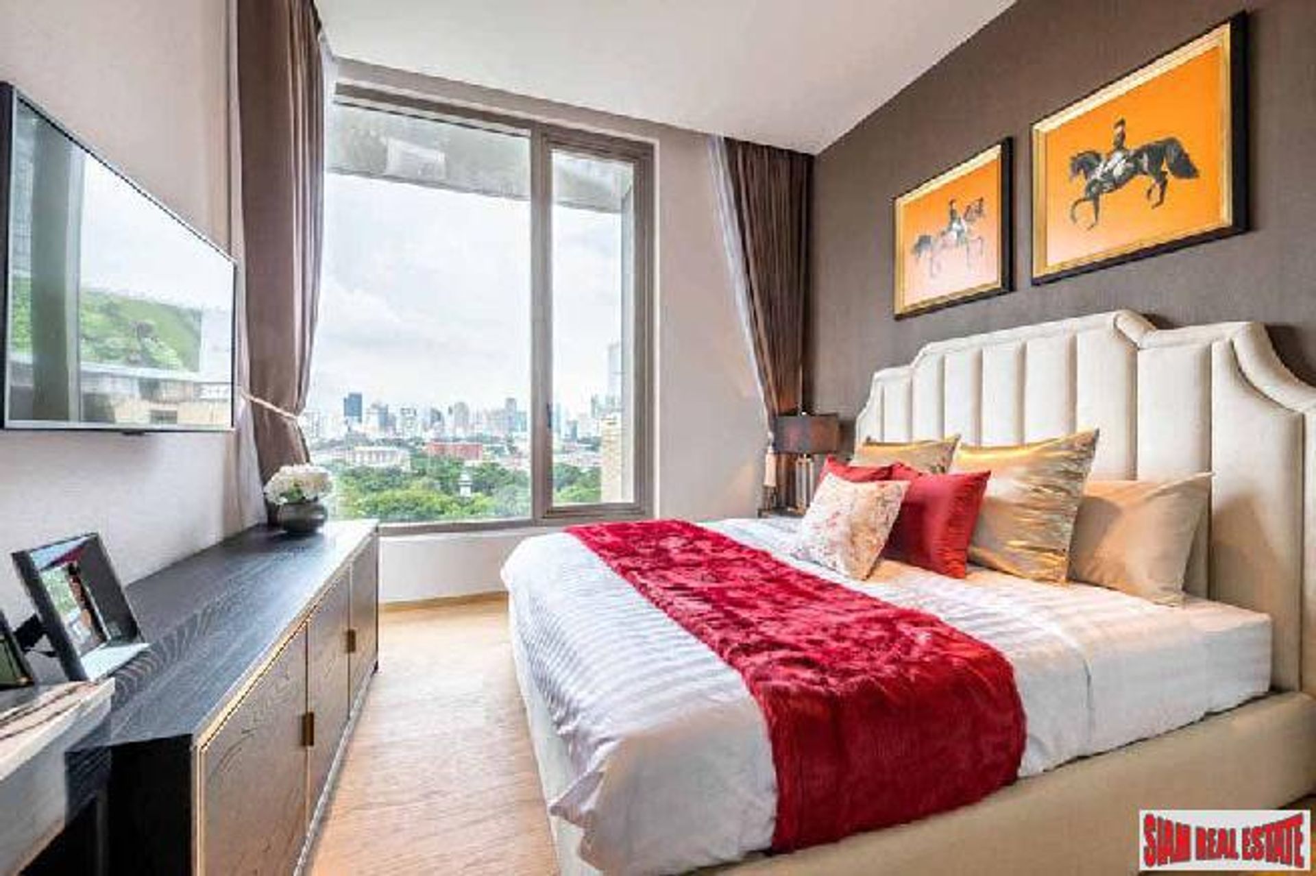 Condominium in Pathum Wan, Krung Thep Maha Nakhon 12165526