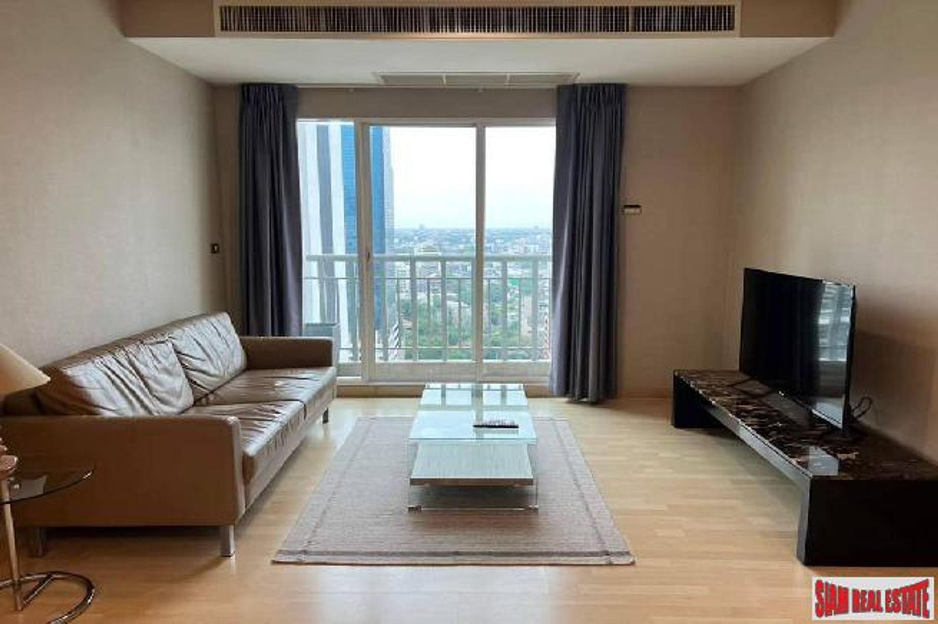 Condominium in Watthana, Krung Thep Maha Nakhon 12165570