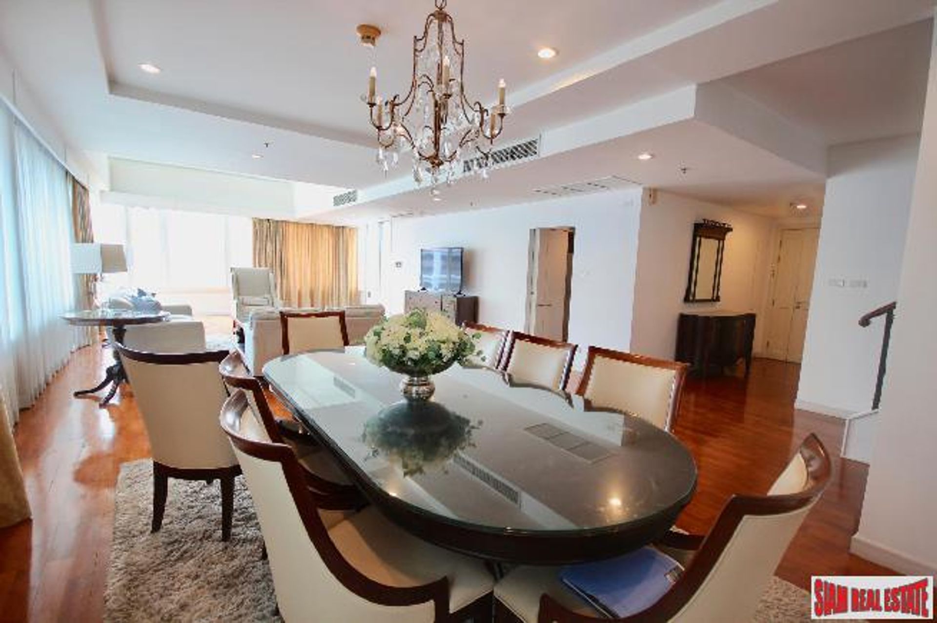 Condominium in Watthana, Krung Thep Maha Nakhon 12165573