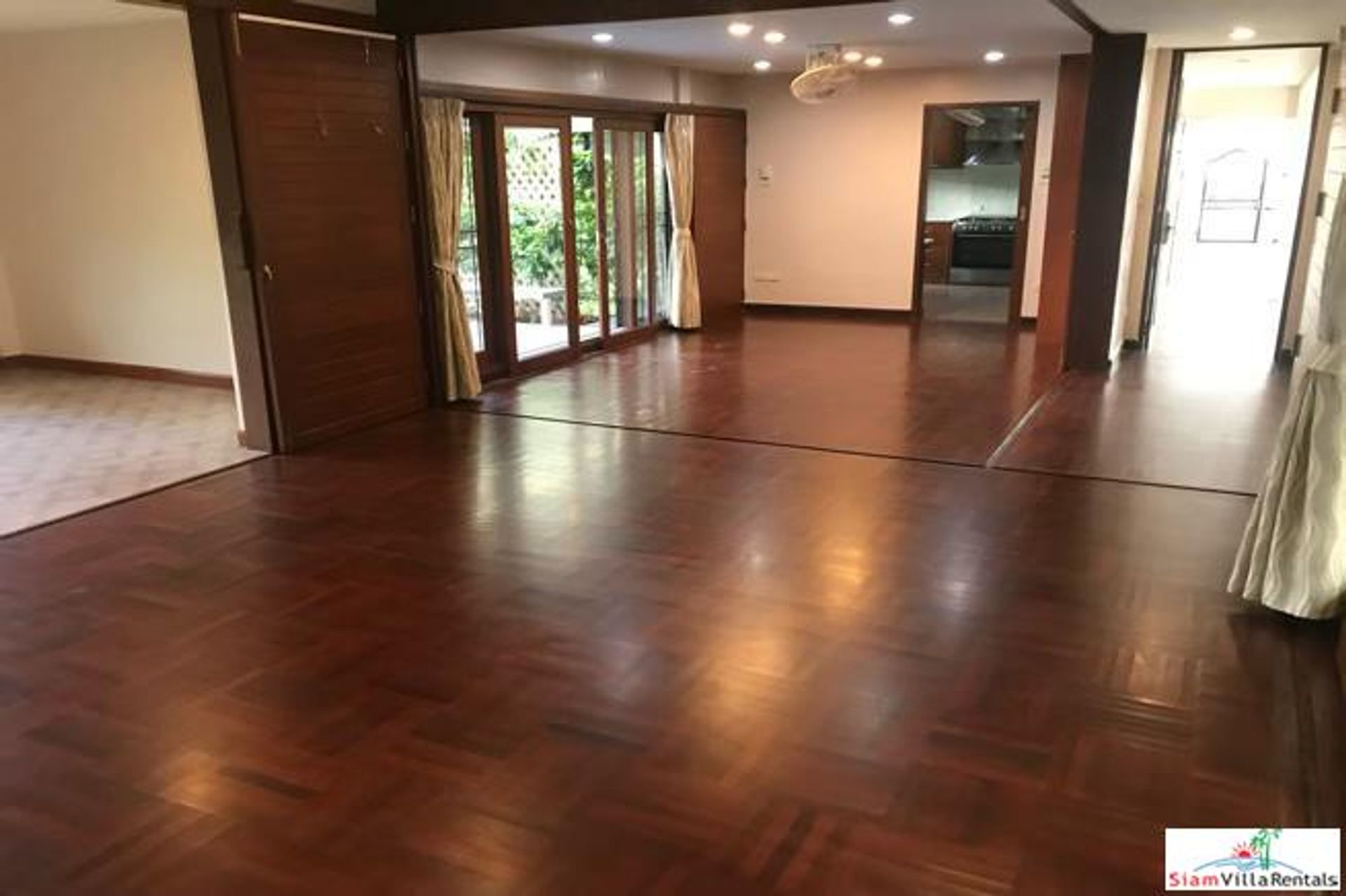 Hus i , Krung Thep Maha Nakhon 12165594