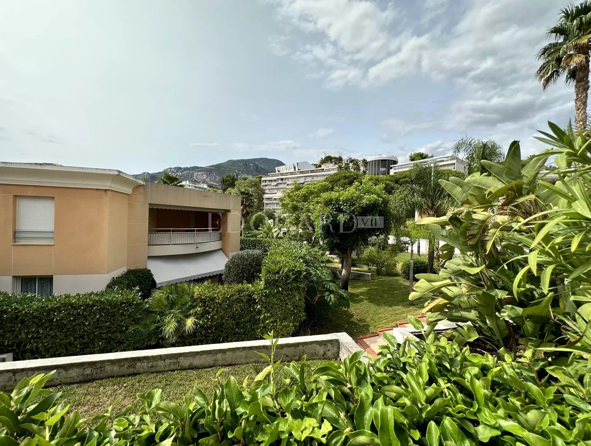 Kondominium w Roquebrune-Cap-Martin, Alpes-Maritimes 12167003