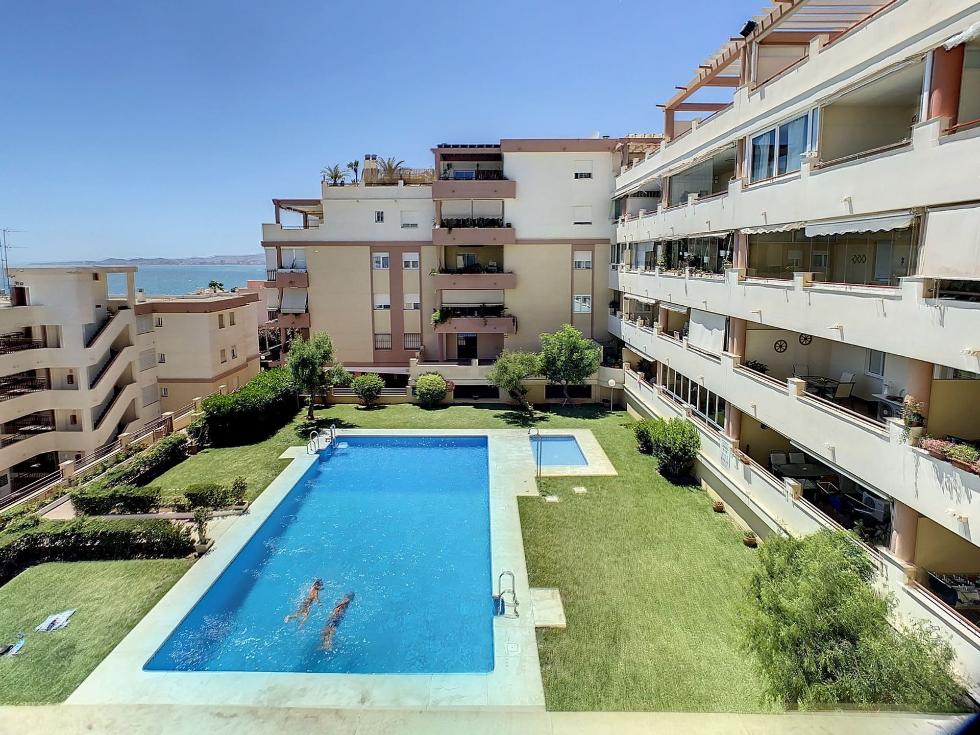 Condominium in Benalmádena, Andalucía 12171689