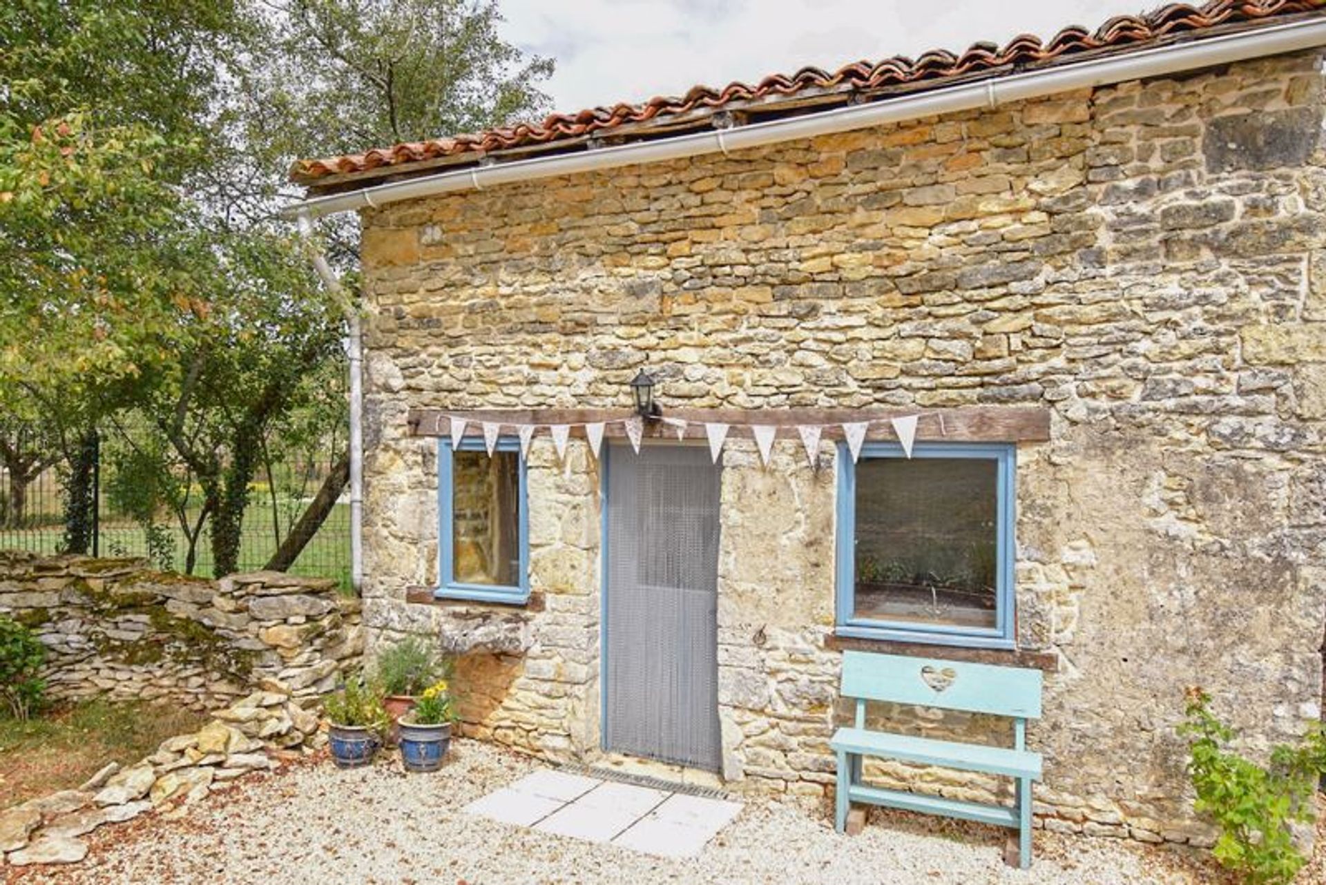 casa en Savigné, Nouvelle-Aquitaine 12172042