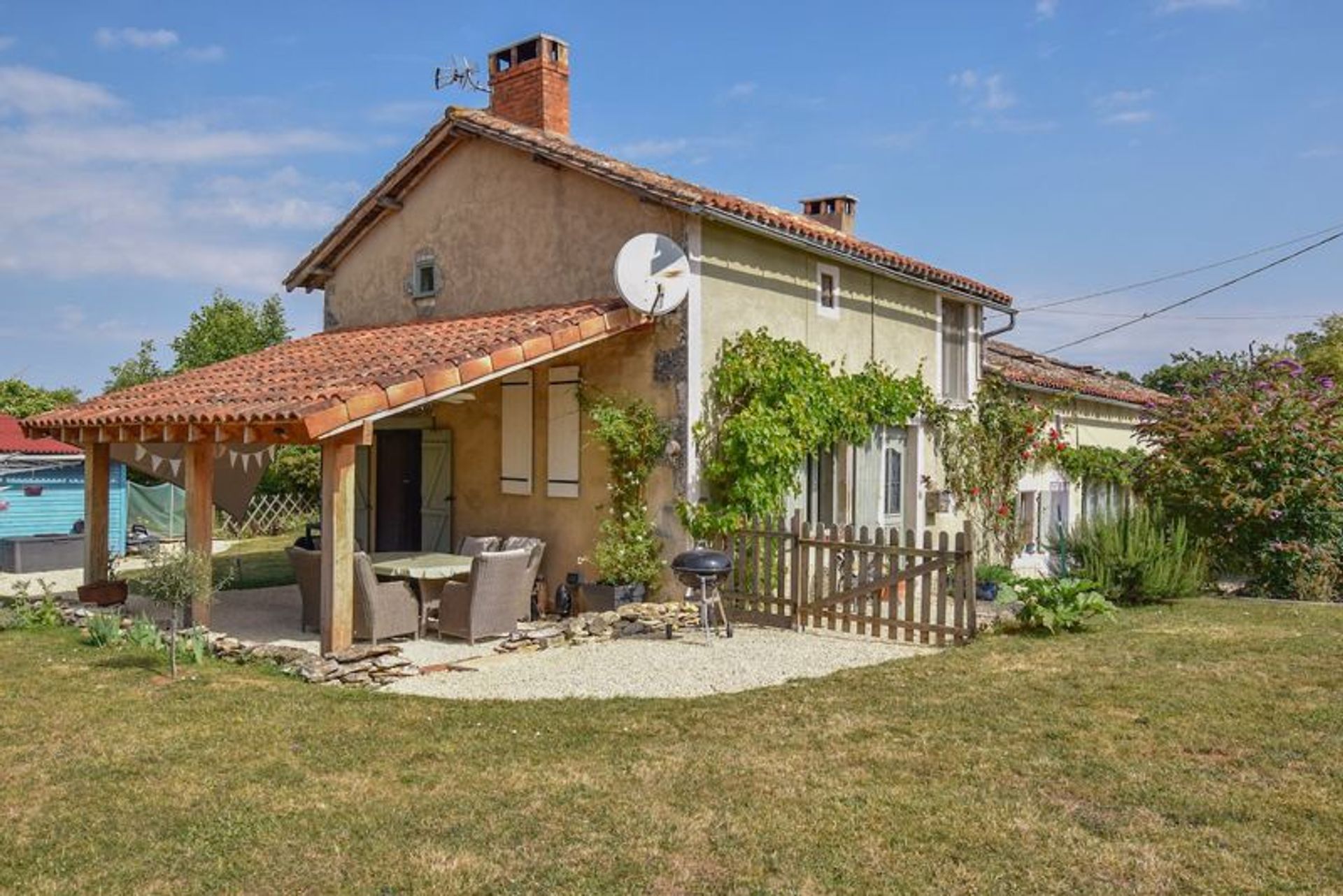 casa en Savigné, Nouvelle-Aquitaine 12172042