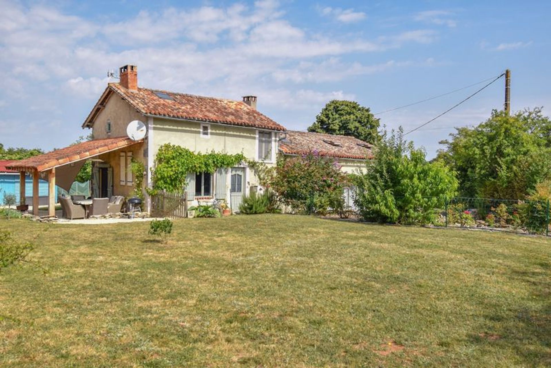 casa en Savigné, Nouvelle-Aquitaine 12172042