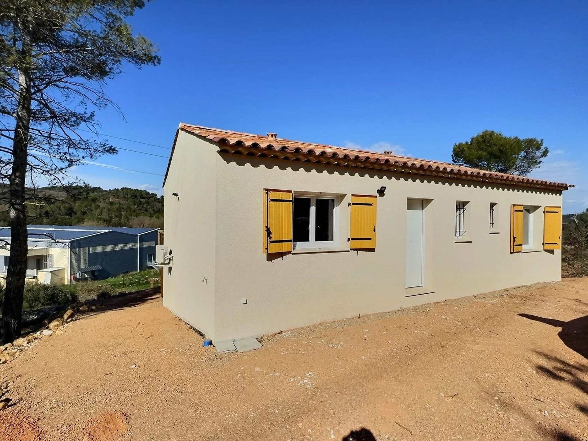 Casa nel Flassans-sur-Issole, Provence-Alpes-Cote d'Azur 12173184